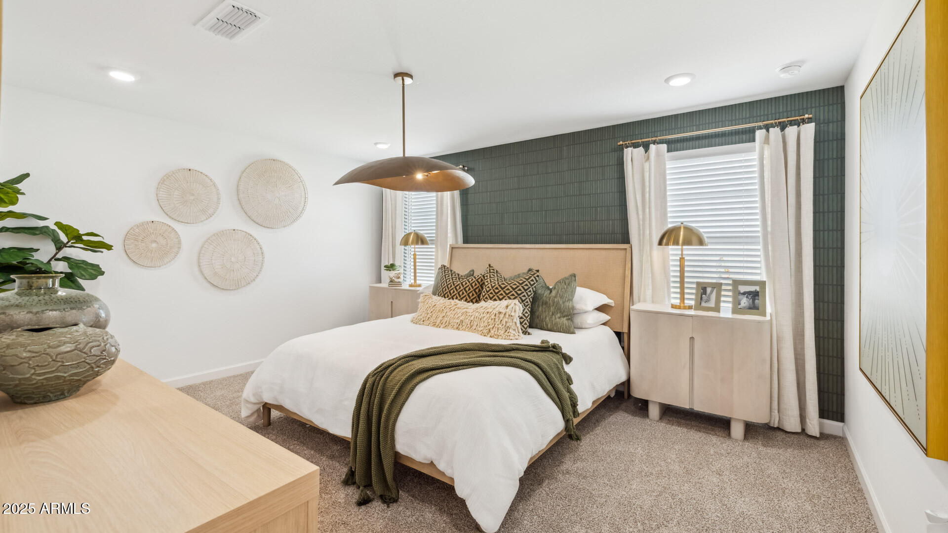 25939 W LYNNE Lane