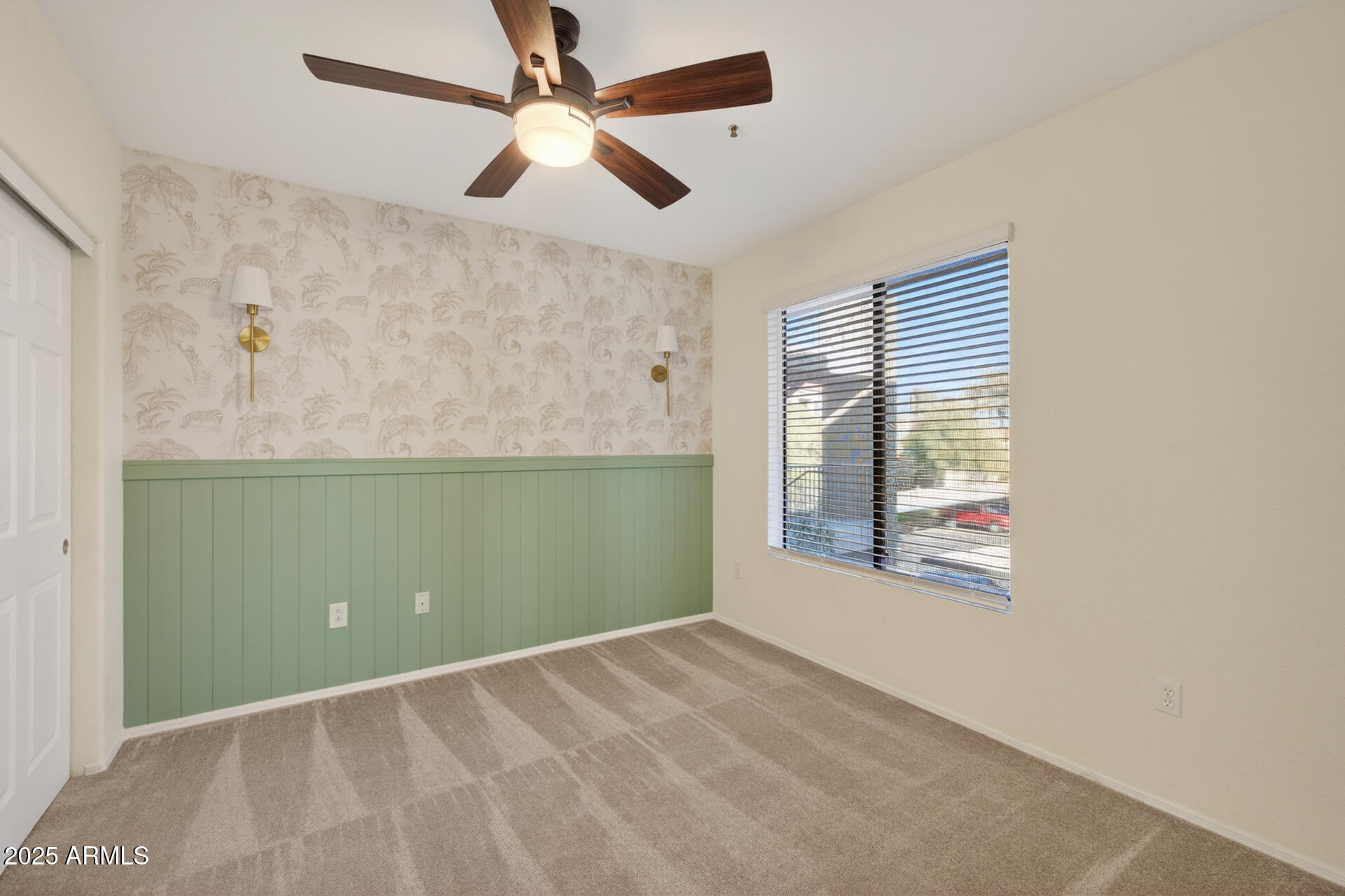 4925 E DESERT COVE Avenue 255