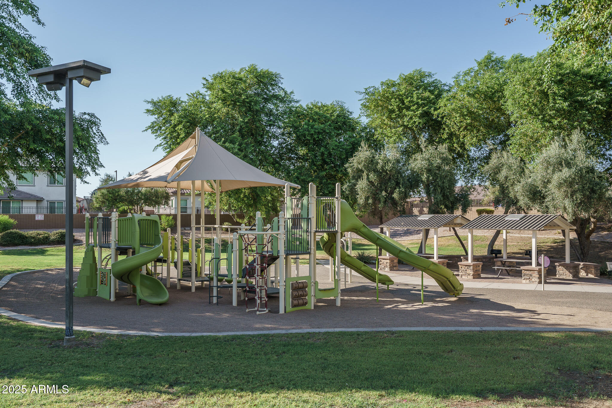 14757 W PASADENA Avenue