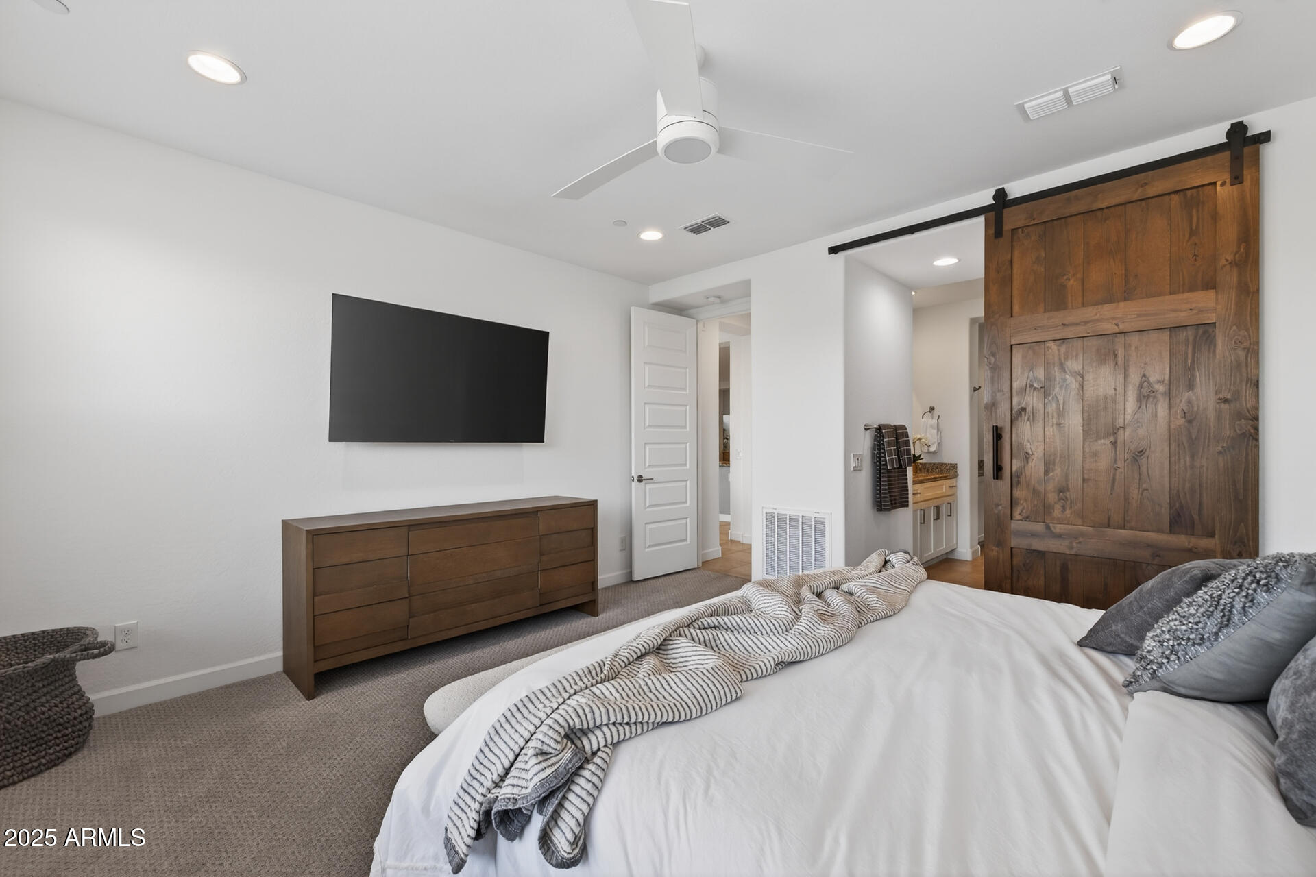 17850 E VEIT SPRINGS Drive