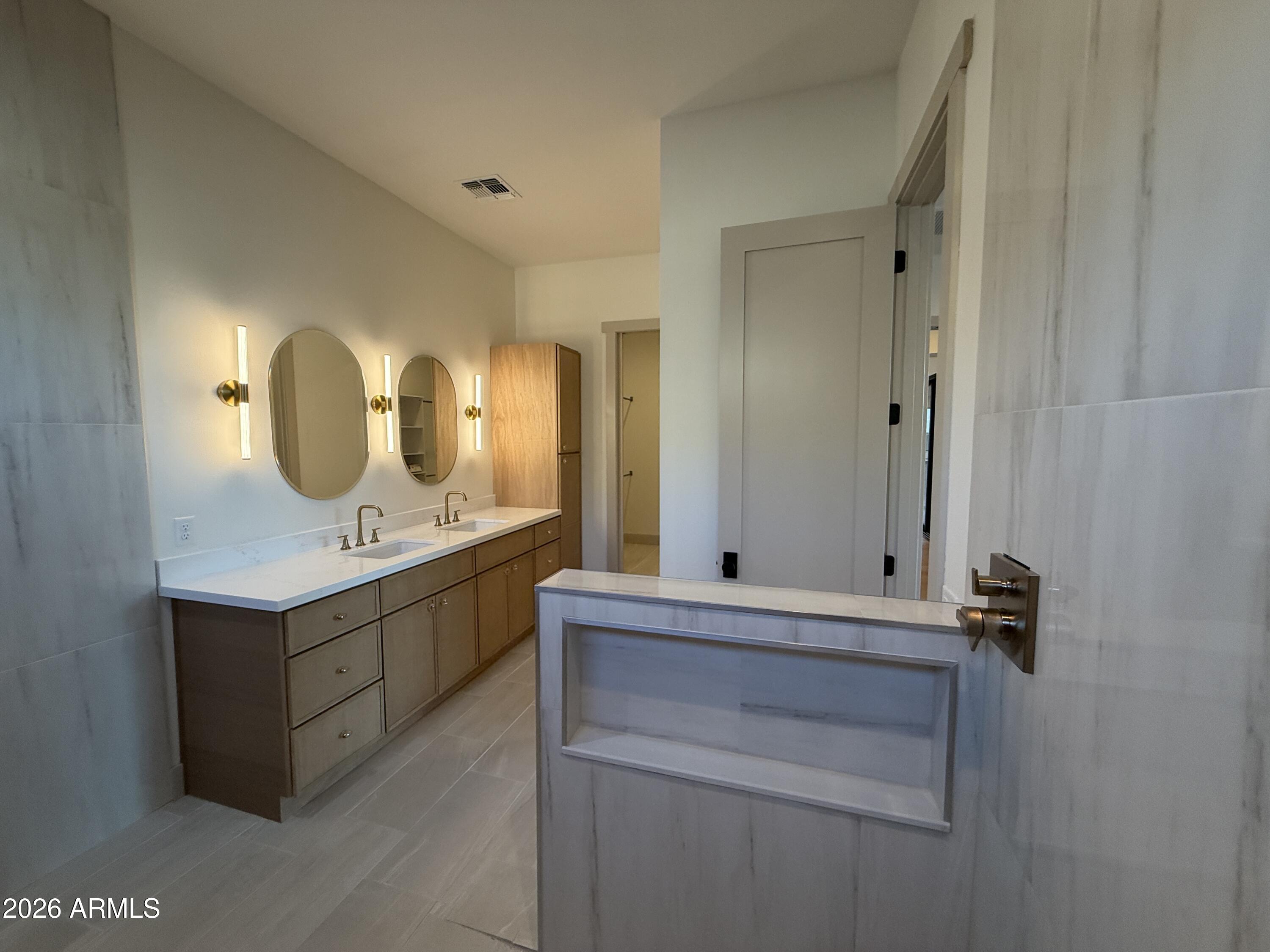 11047 S SANTA COLUMBIA Drive