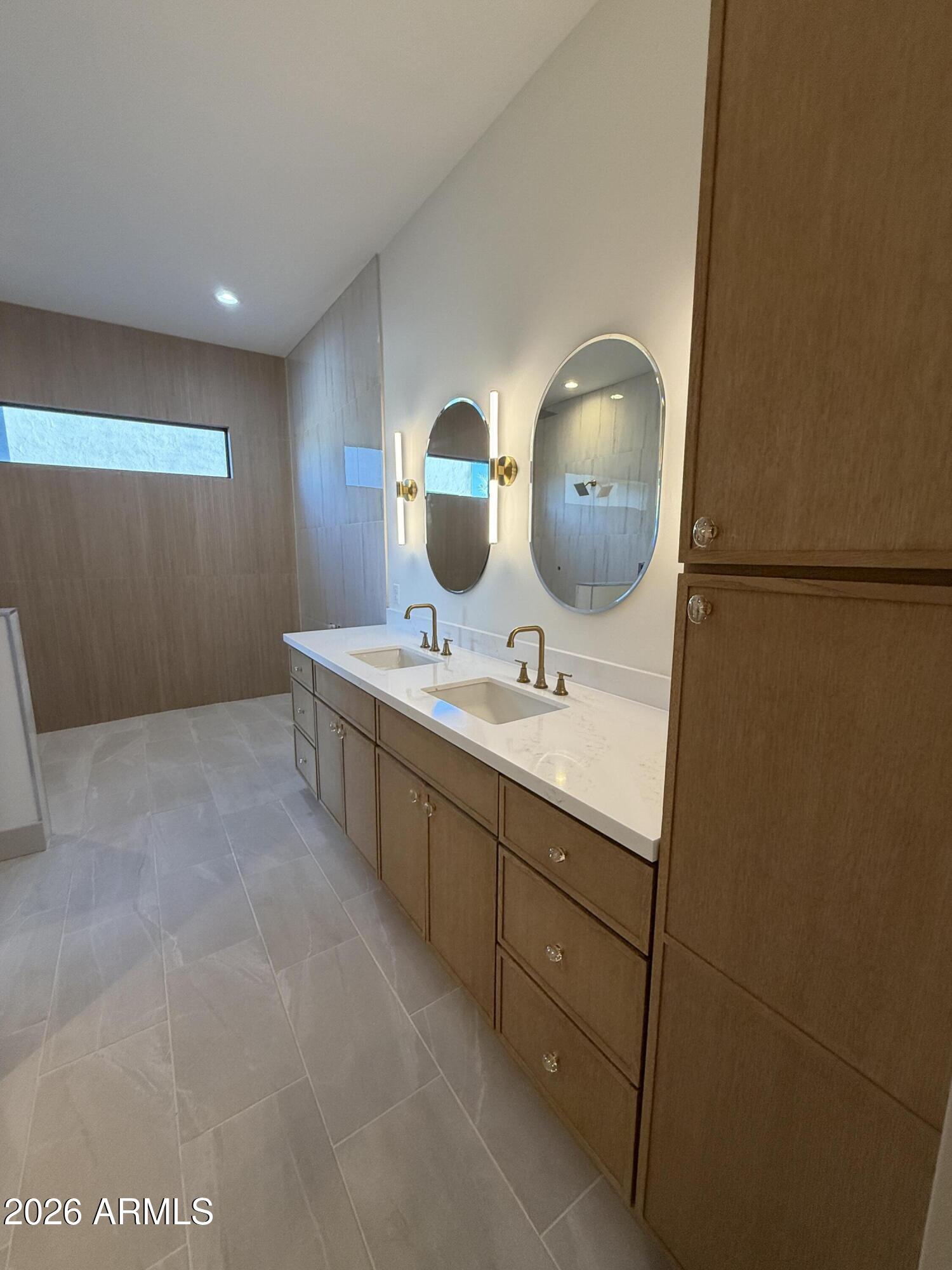 11047 S SANTA COLUMBIA Drive