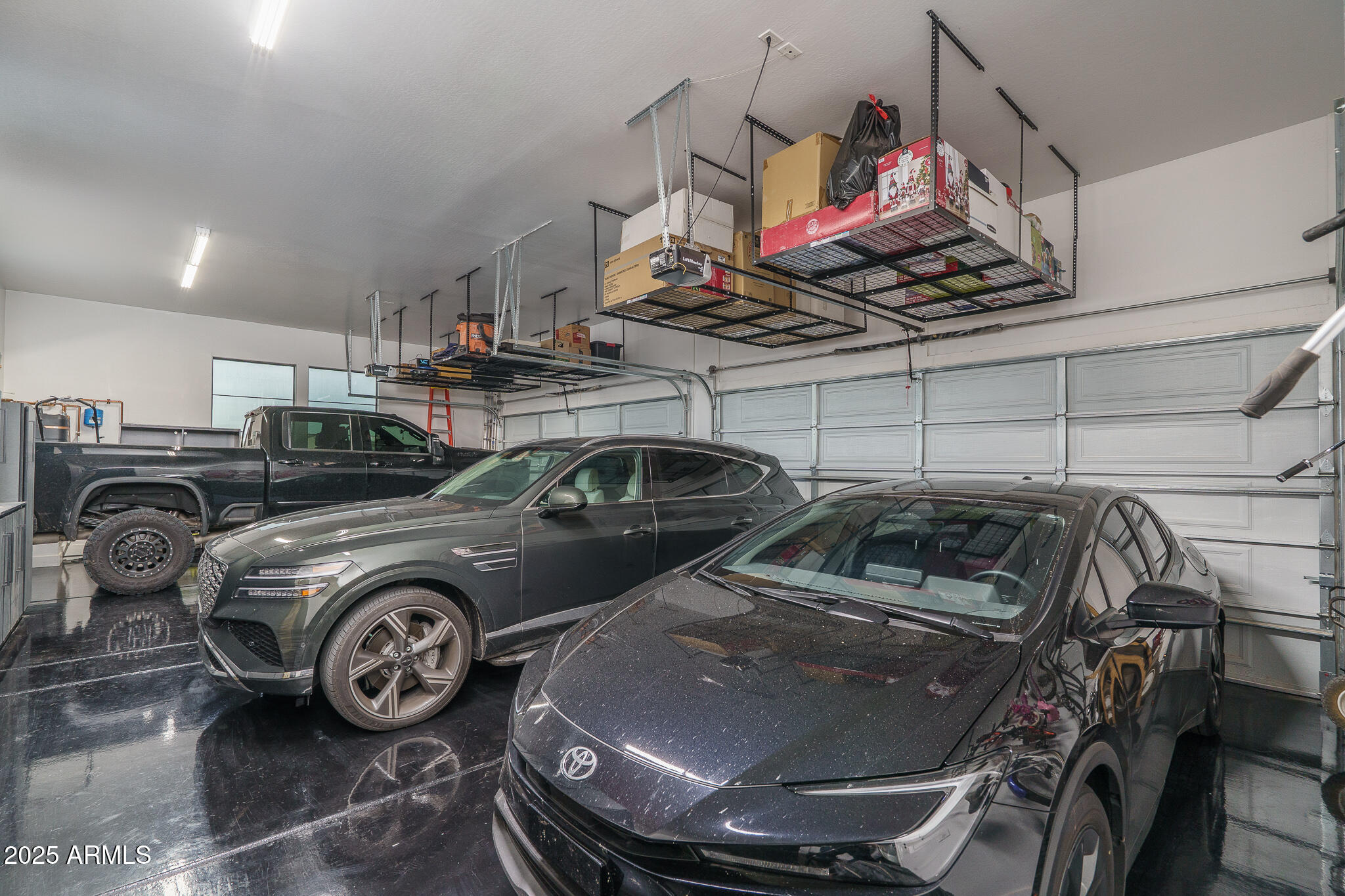 16033 W CINNABAR Court