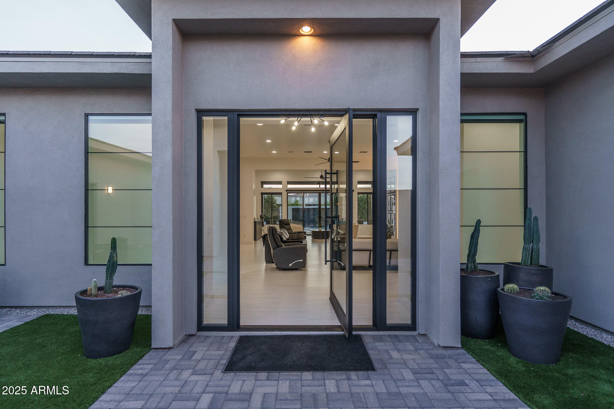 16033 W CINNABAR Court