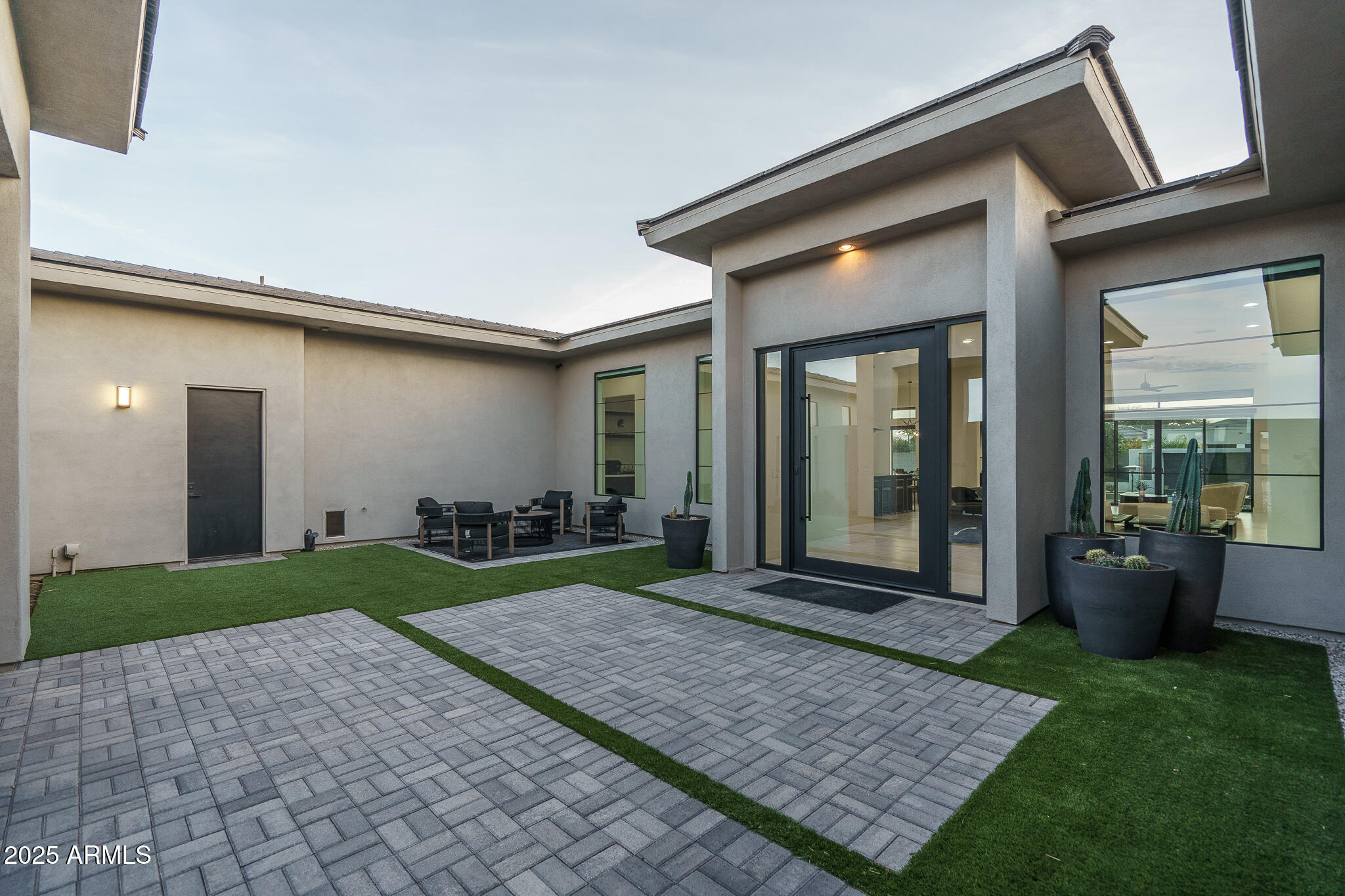 16033 W CINNABAR Court