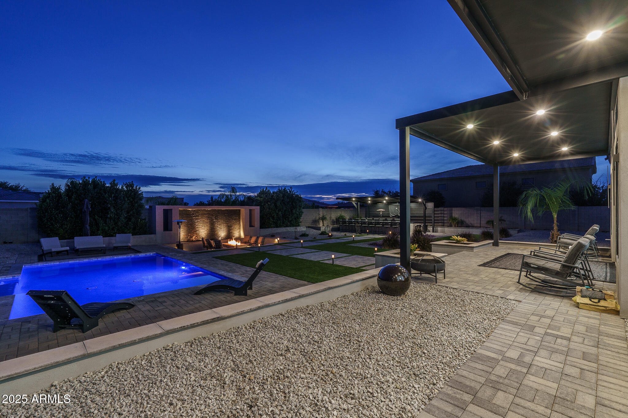 16033 W CINNABAR Court