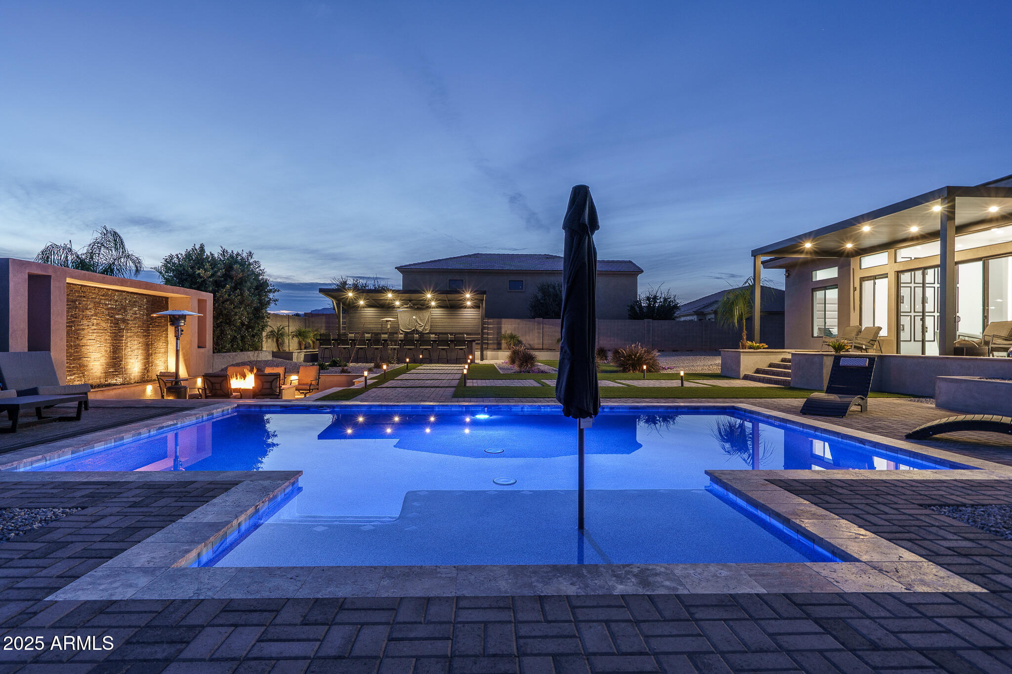 16033 W CINNABAR Court