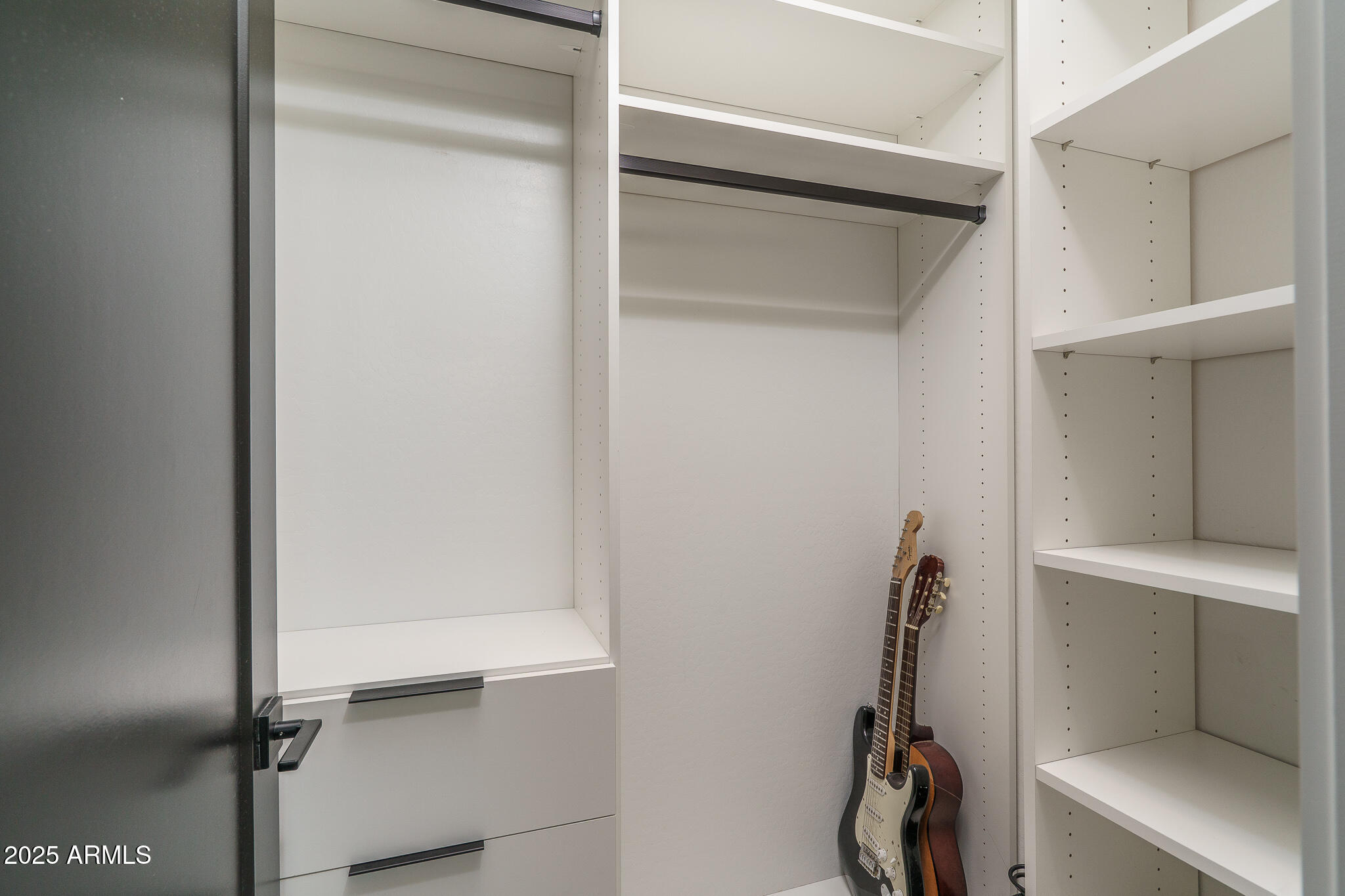 16033 W CINNABAR Court