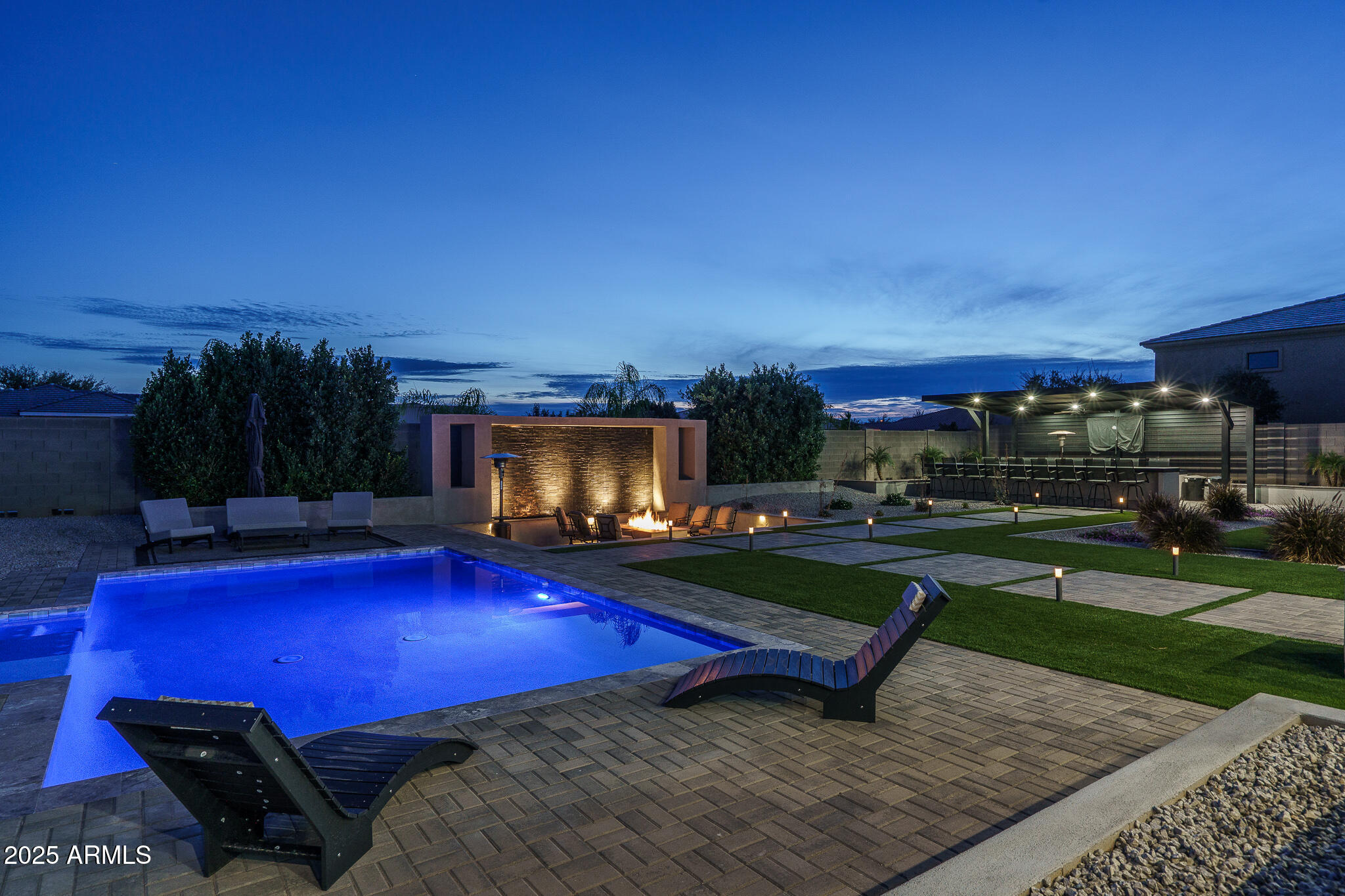 16033 W CINNABAR Court