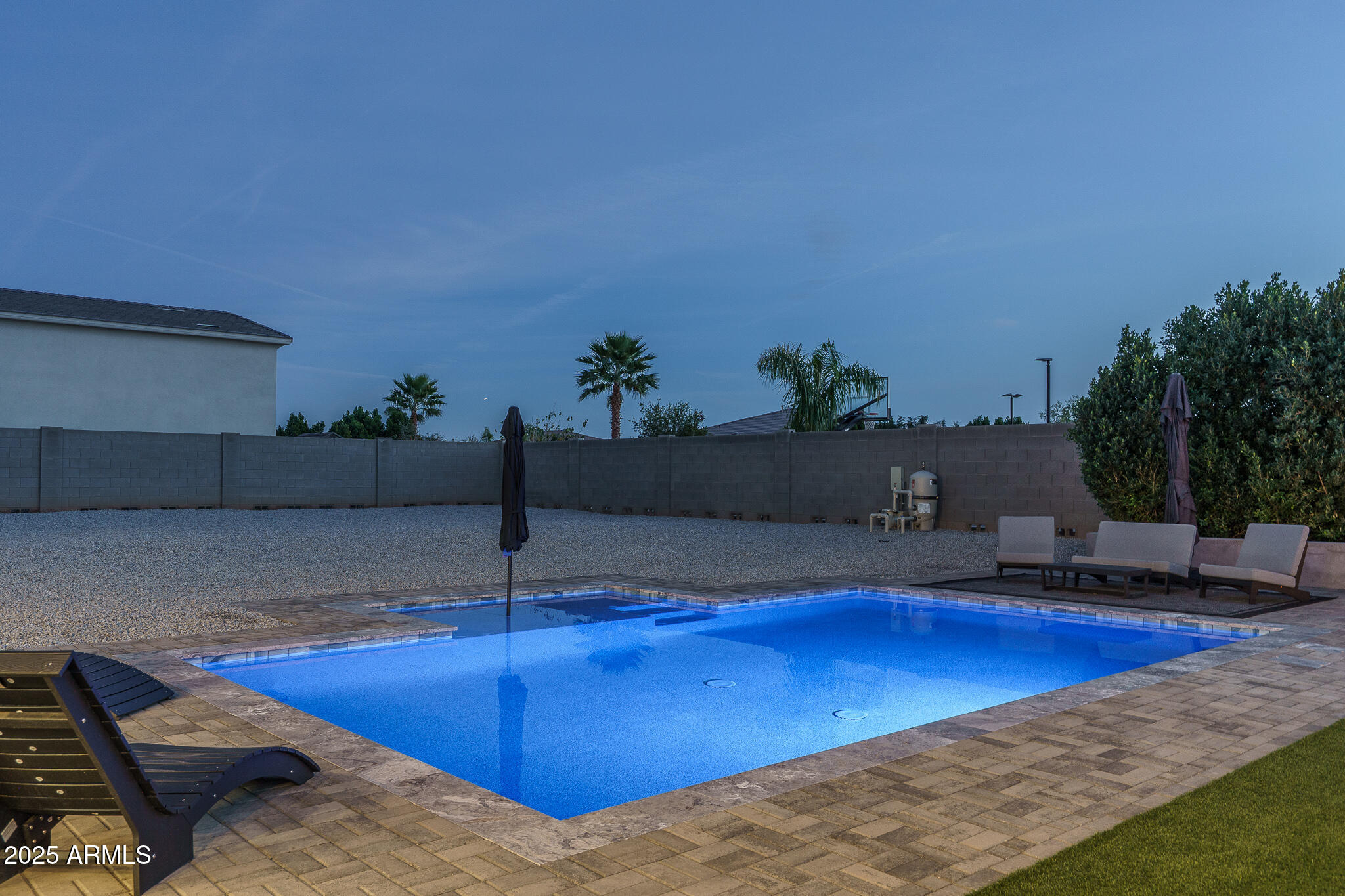 16033 W CINNABAR Court