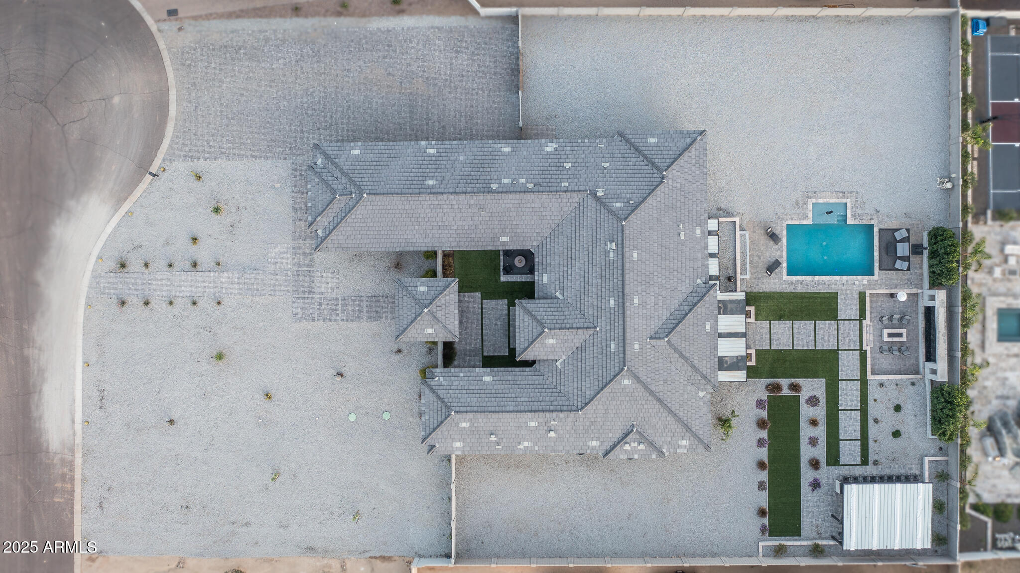 16033 W CINNABAR Court