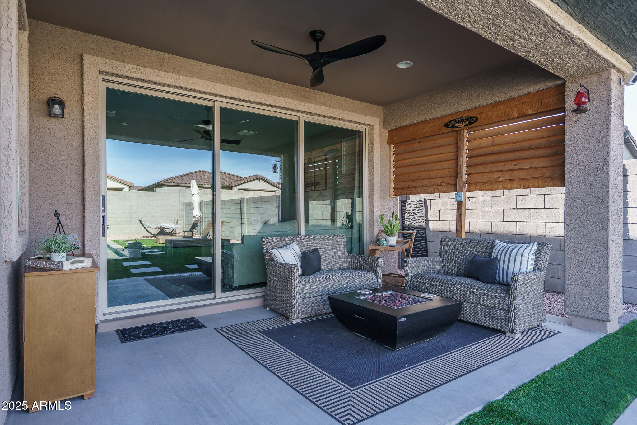 19308 W BADGETT Lane