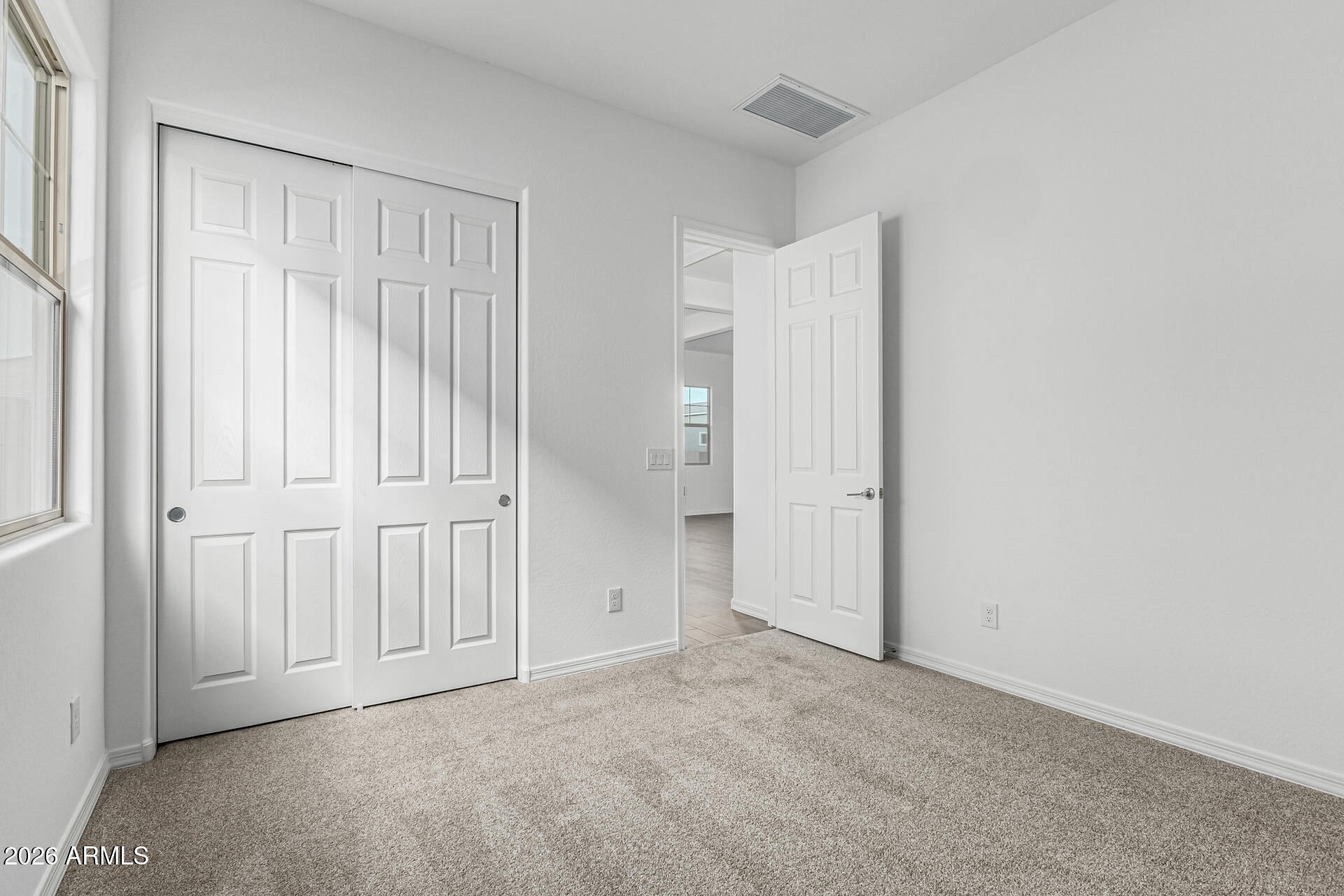 18369 W YAVAPAI Street