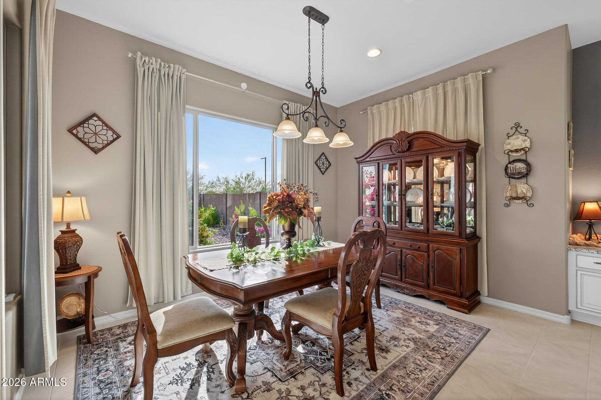 7643 W MOCKINGBIRD Way