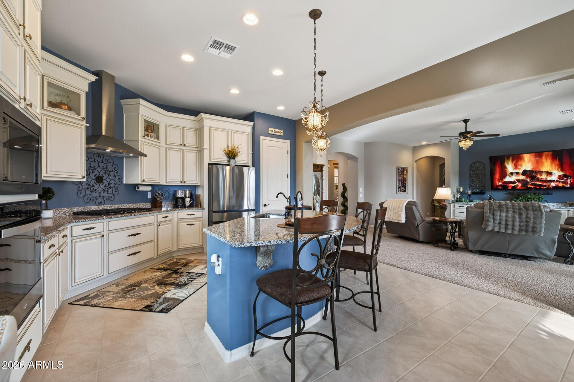 7643 W MOCKINGBIRD Way