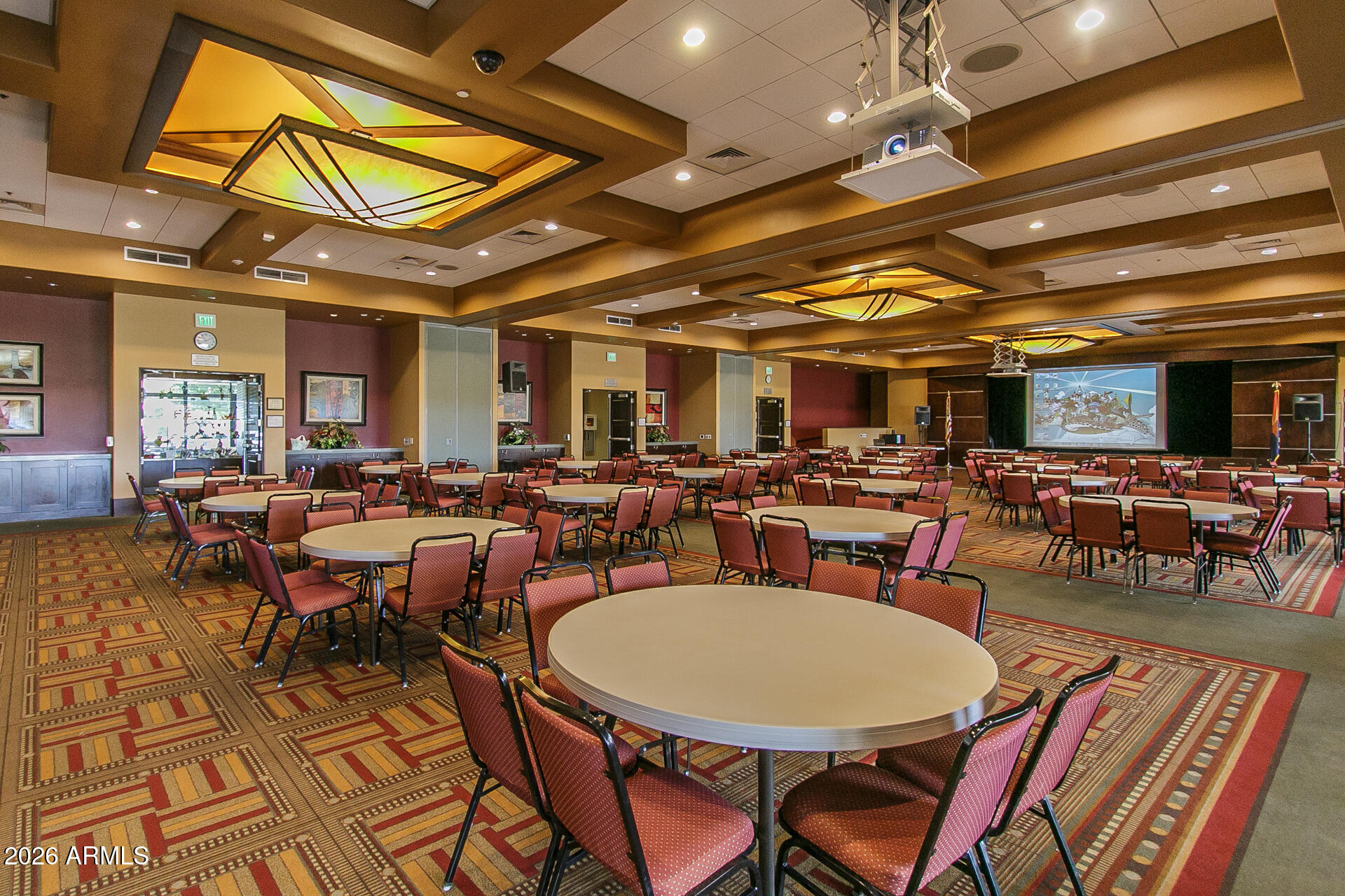 7643 W MOCKINGBIRD Way