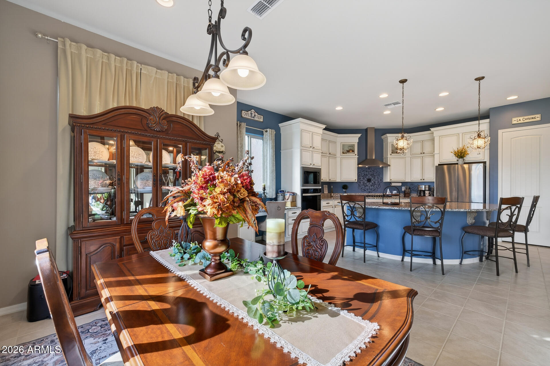 7643 W MOCKINGBIRD Way