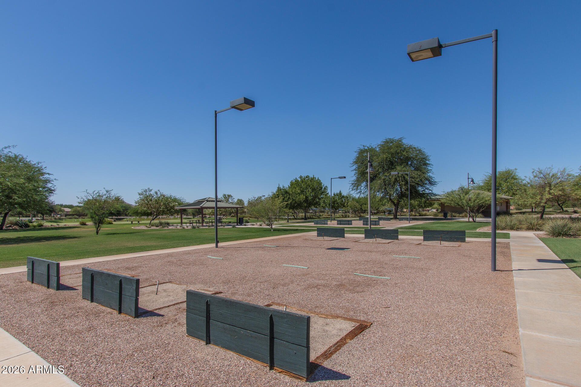 7643 W MOCKINGBIRD Way