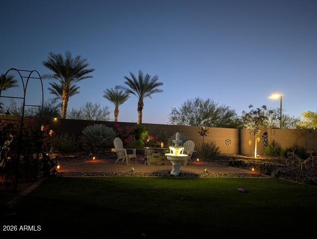 7643 W MOCKINGBIRD Way