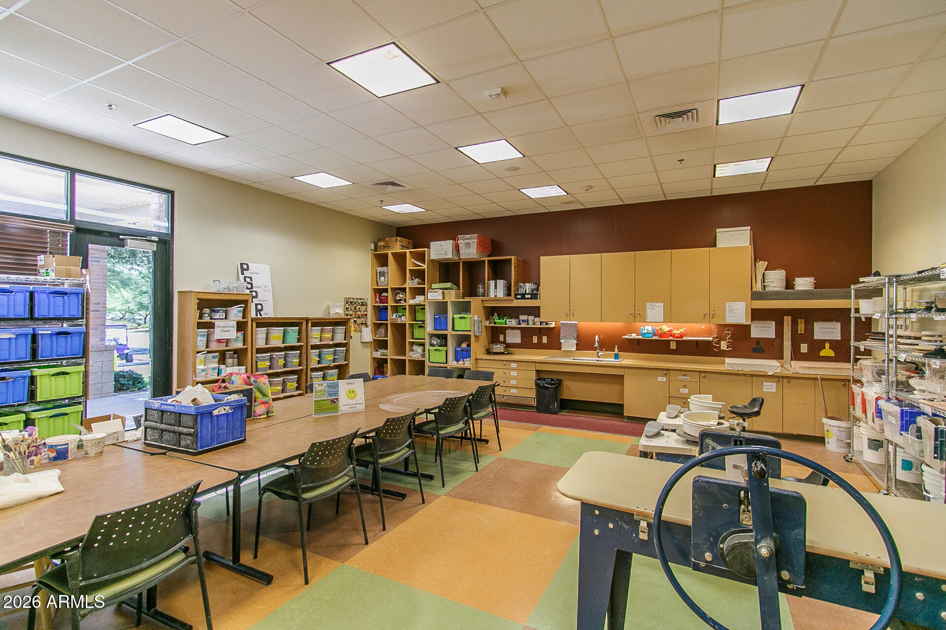 7643 W MOCKINGBIRD Way