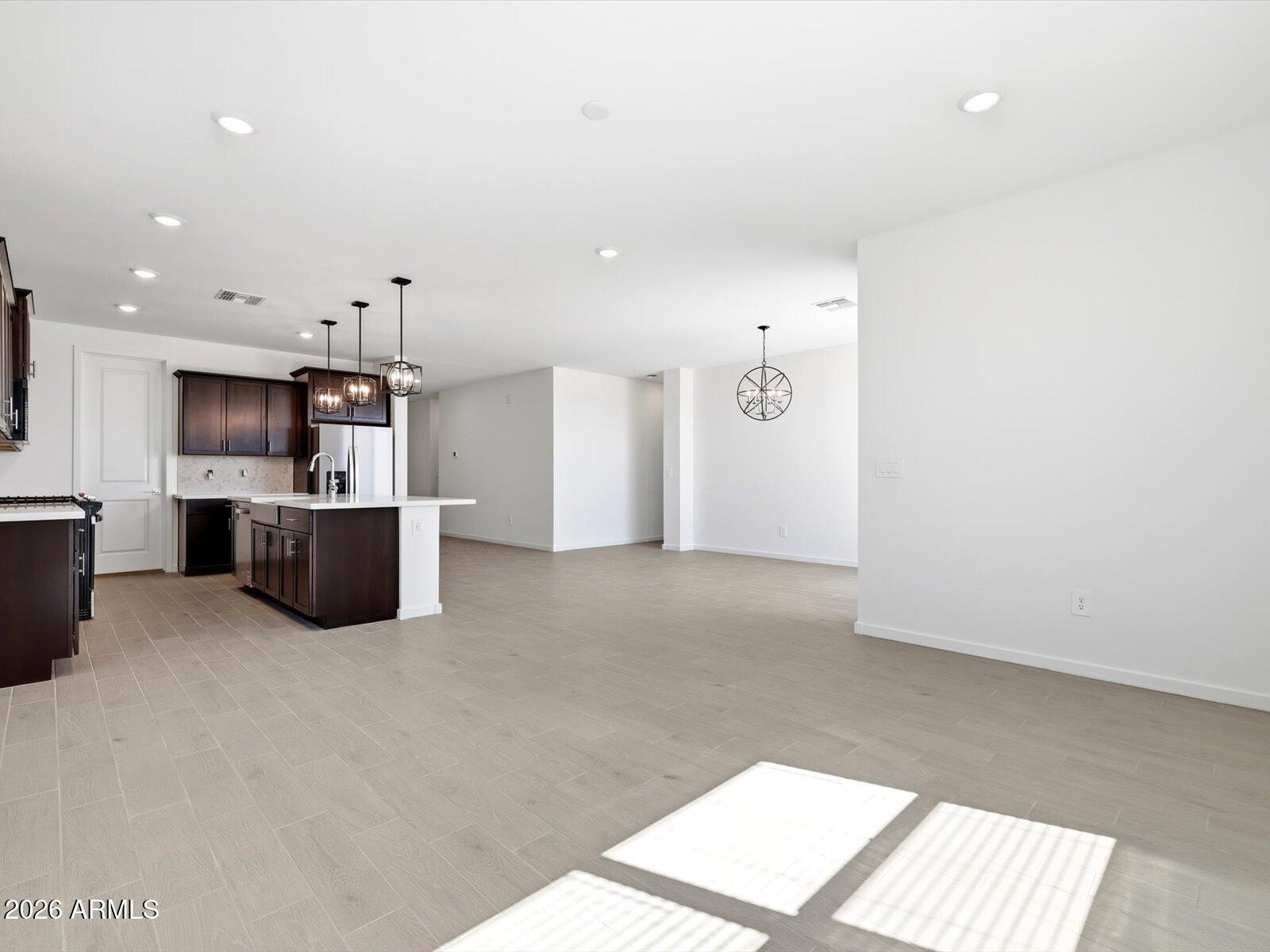 8463 W Saratoga Way
