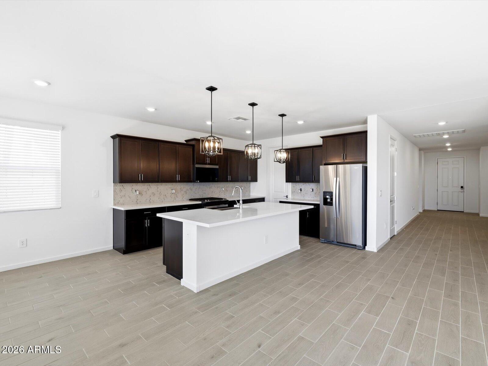 8463 W Saratoga Way