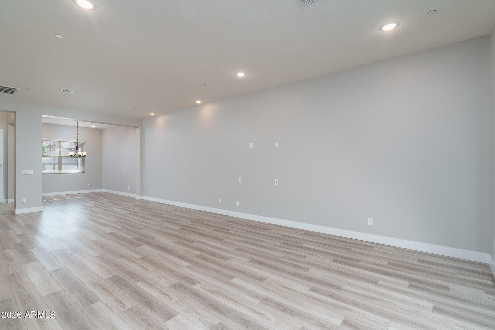 14058 W HUBBELL Street