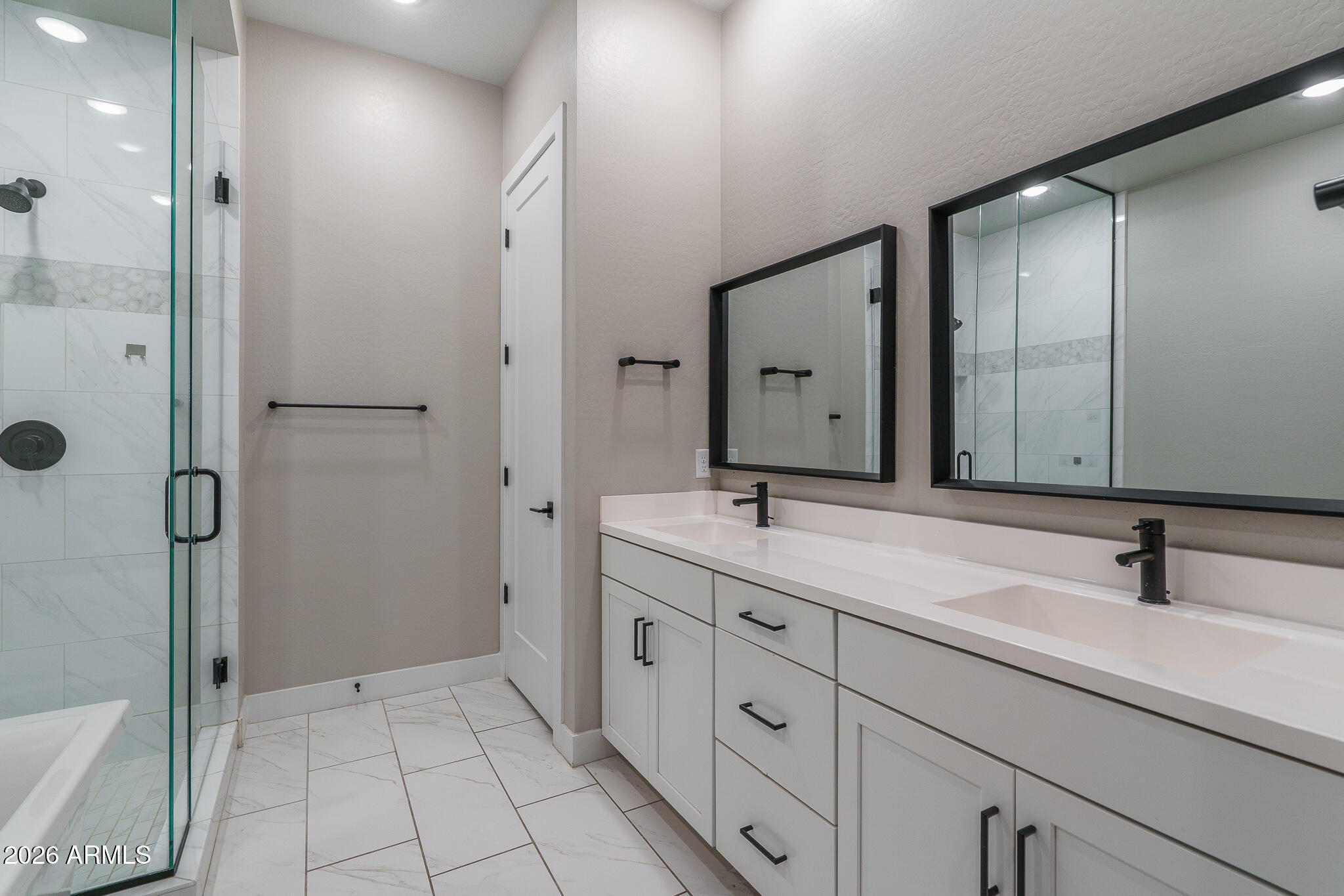 14058 W HUBBELL Street