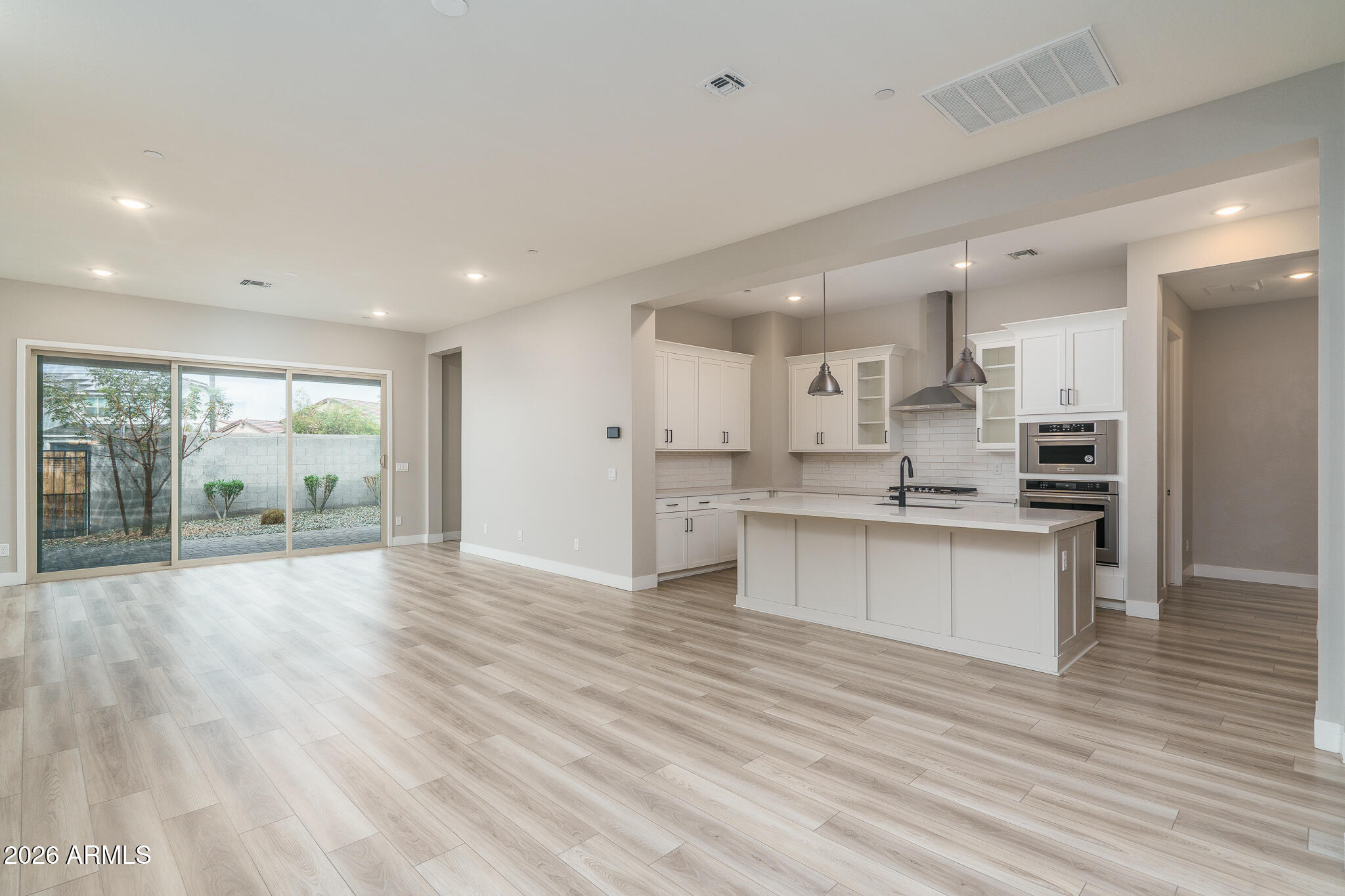 14058 W HUBBELL Street