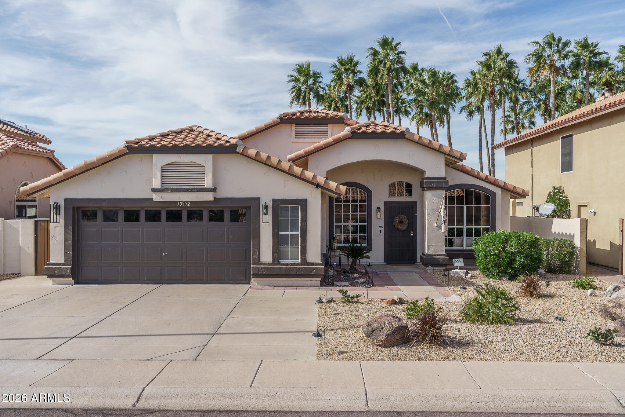 10952 S DESERT LAKE Drive