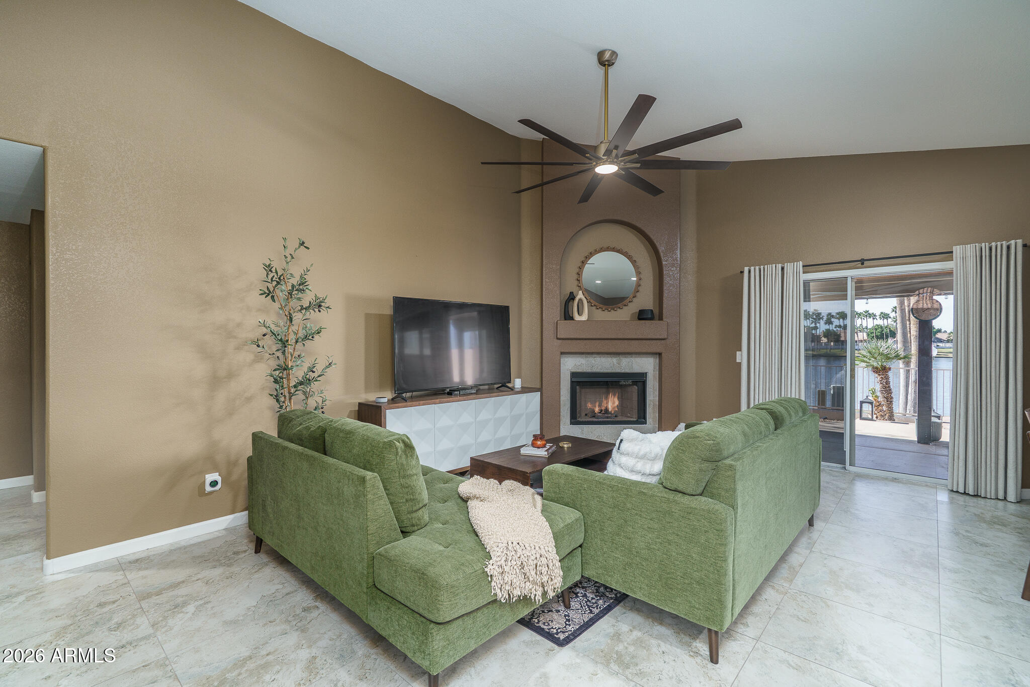 10952 S DESERT LAKE Drive