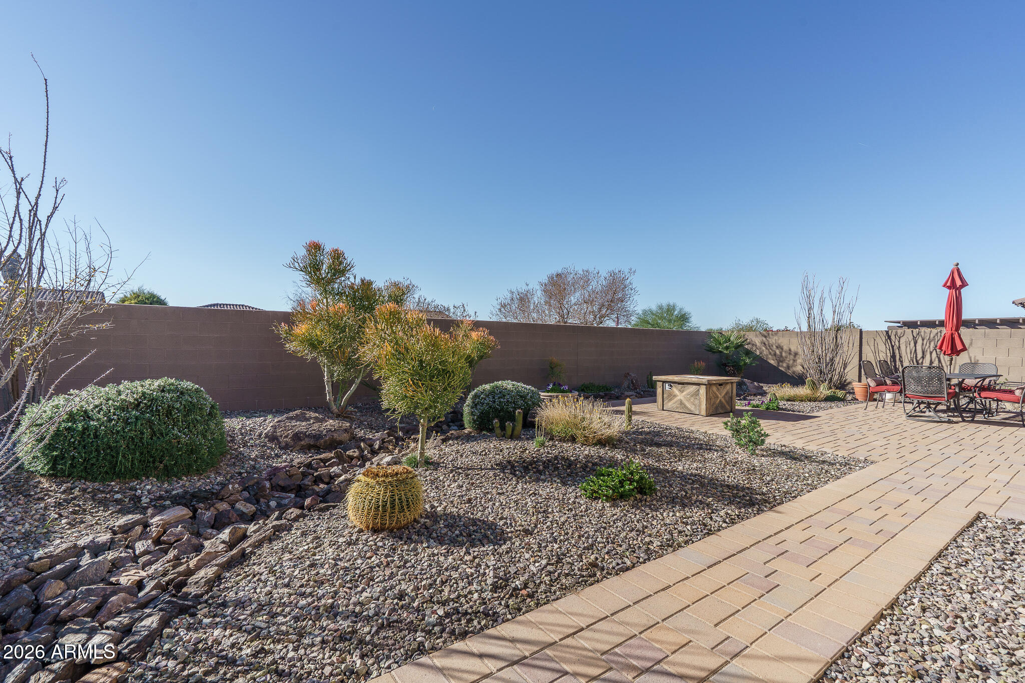 18127 W FAIRVIEW Street