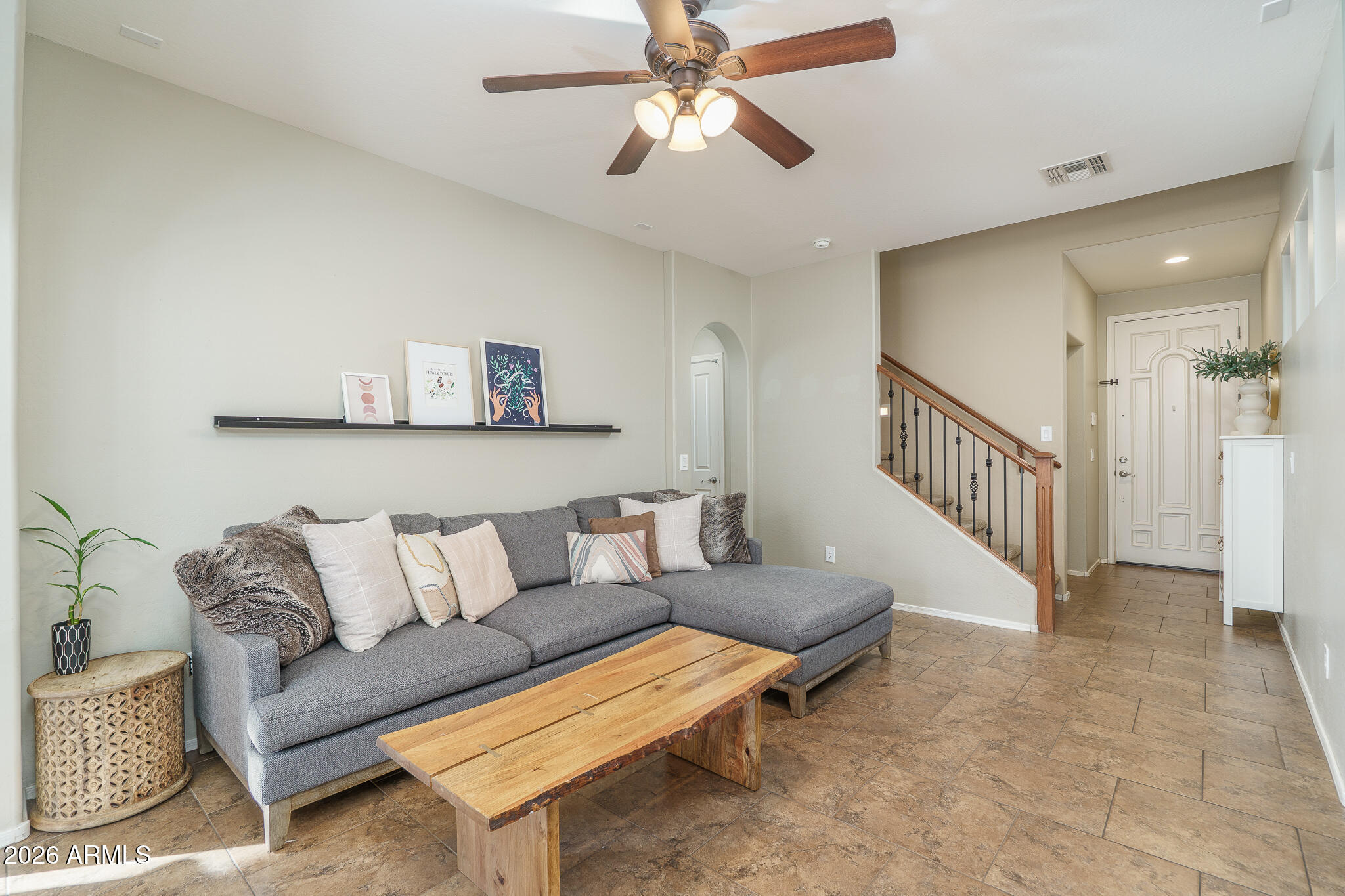 1551 W LACEWOOD Place