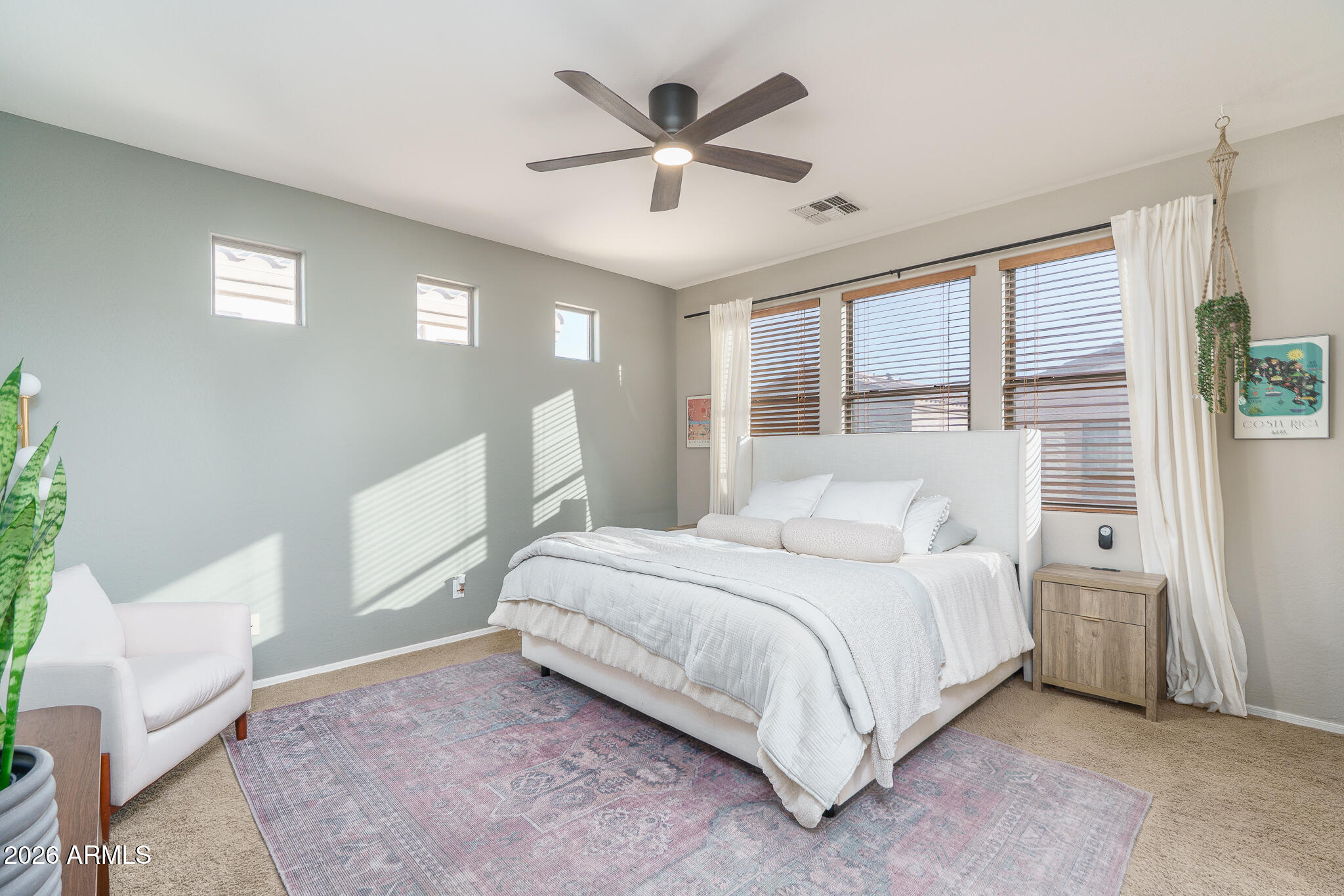 1551 W LACEWOOD Place