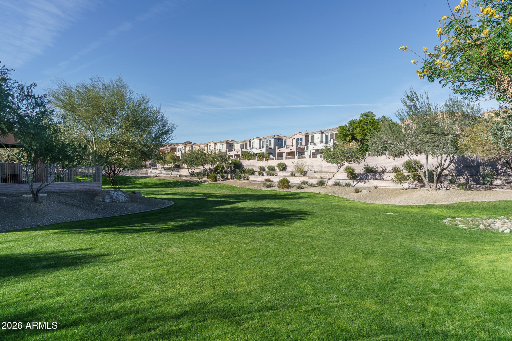 1551 W LACEWOOD Place