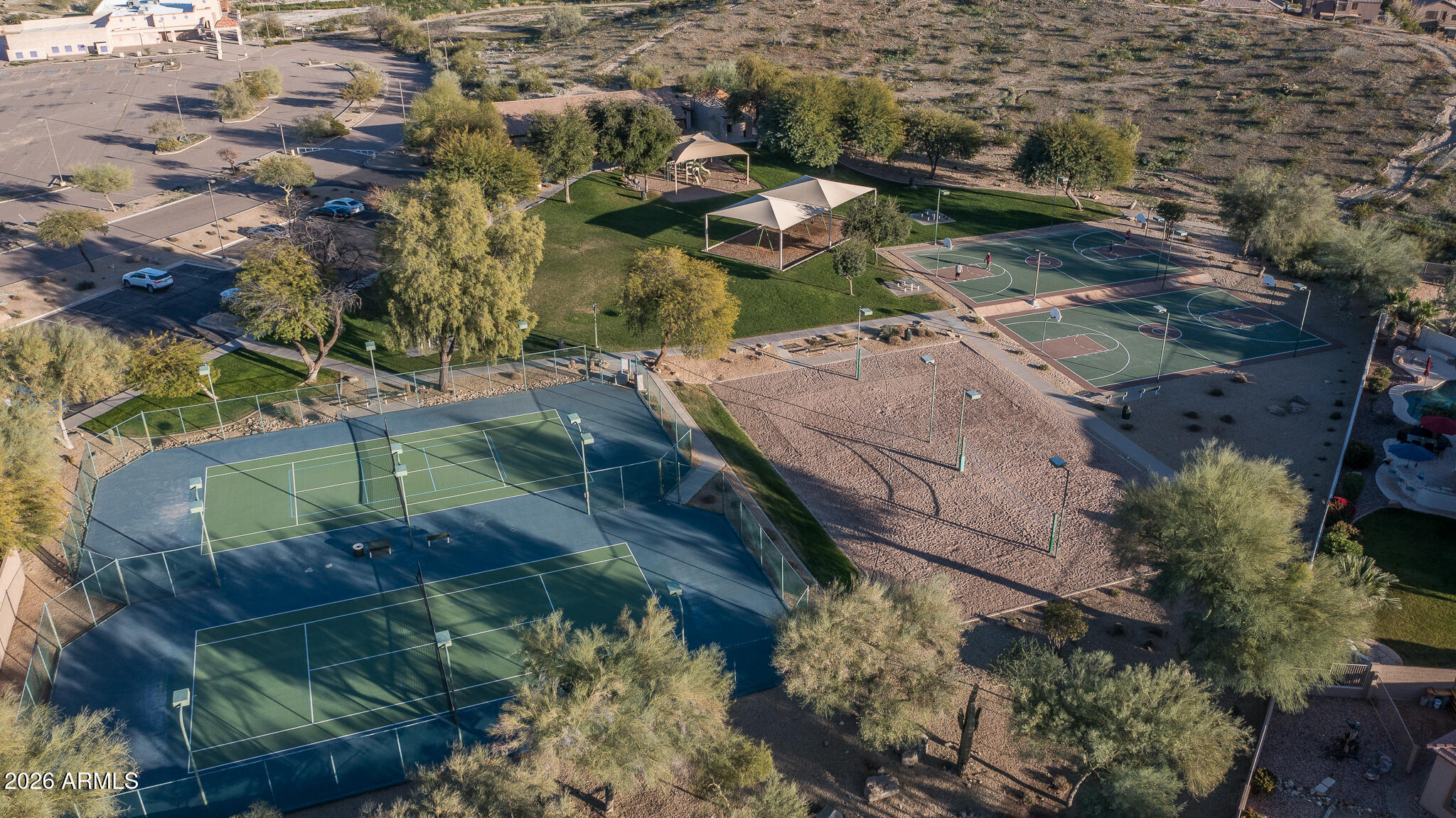 1551 W LACEWOOD Place