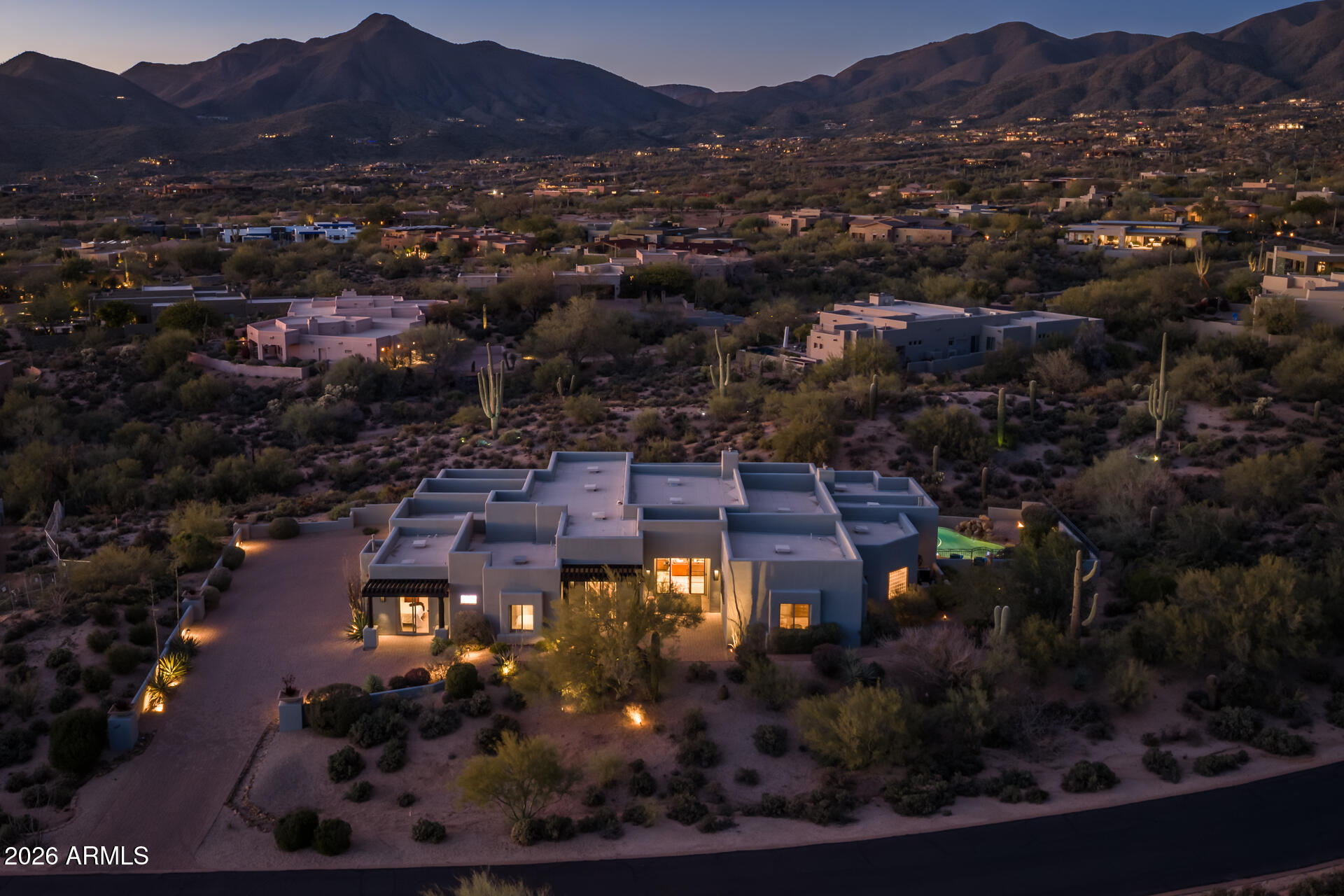 10136 E FILAREE Lane