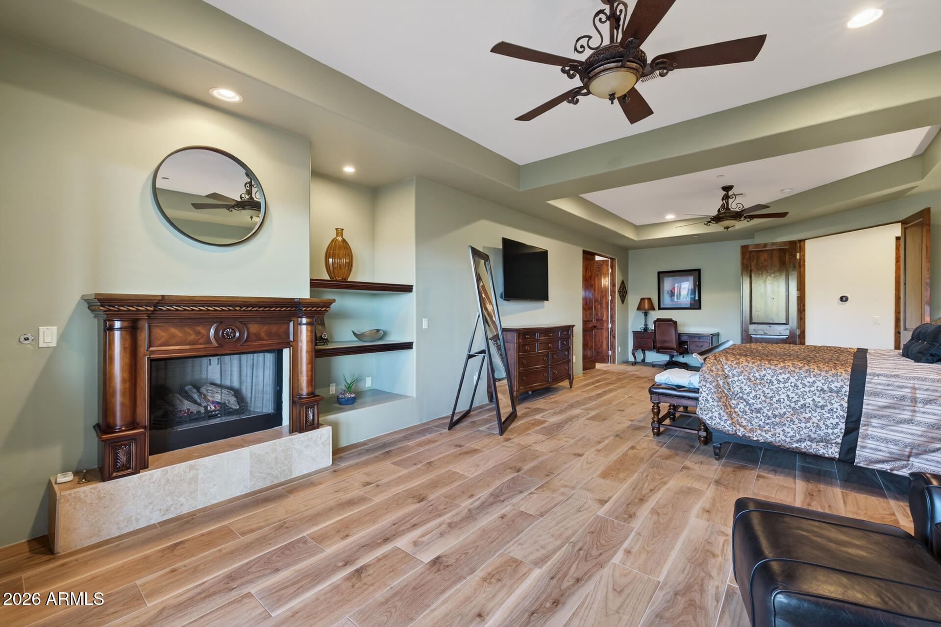 10136 E FILAREE Lane