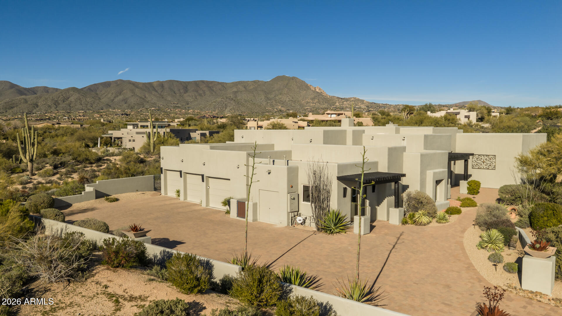 10136 E FILAREE Lane