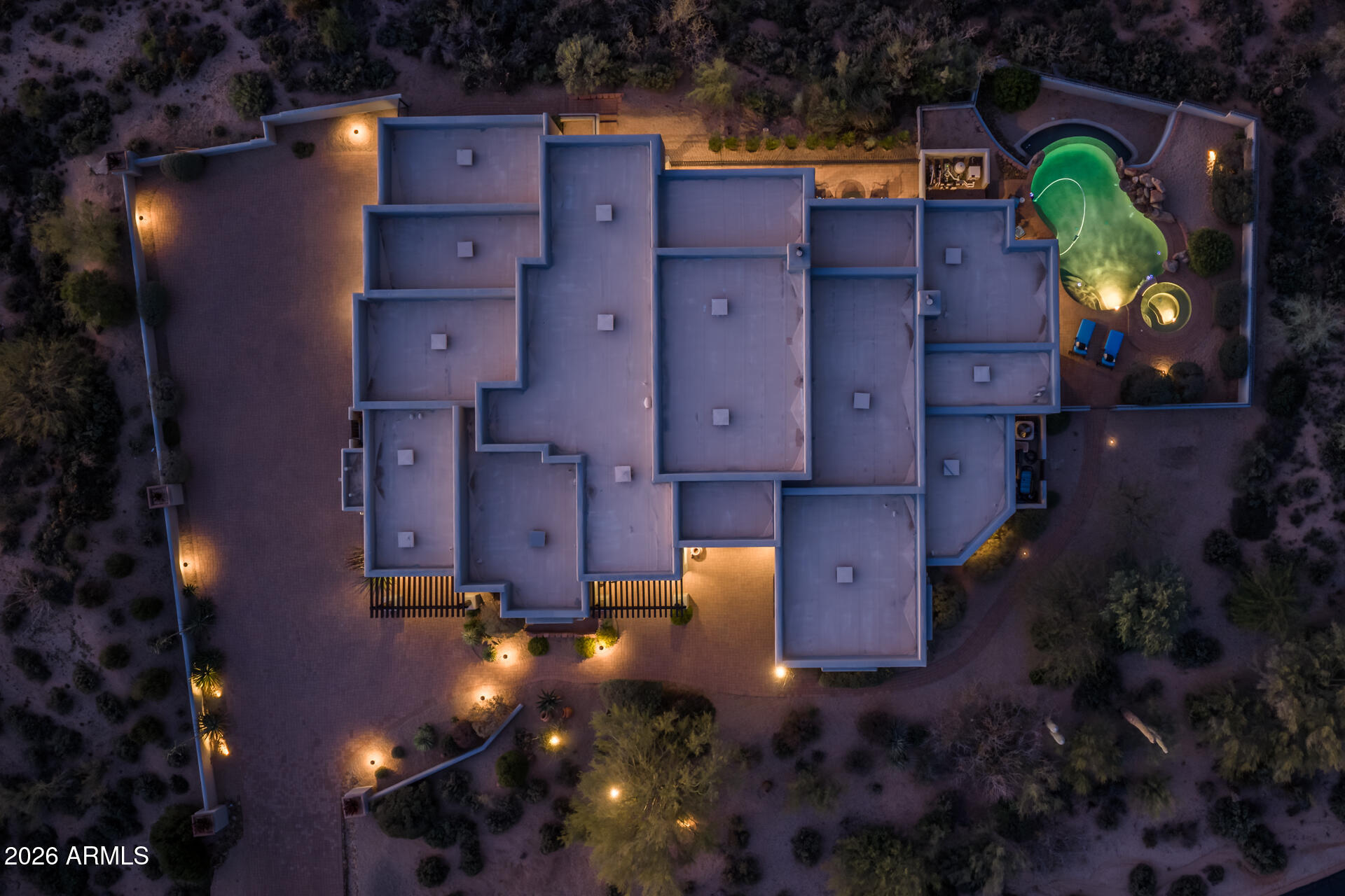 10136 E FILAREE Lane