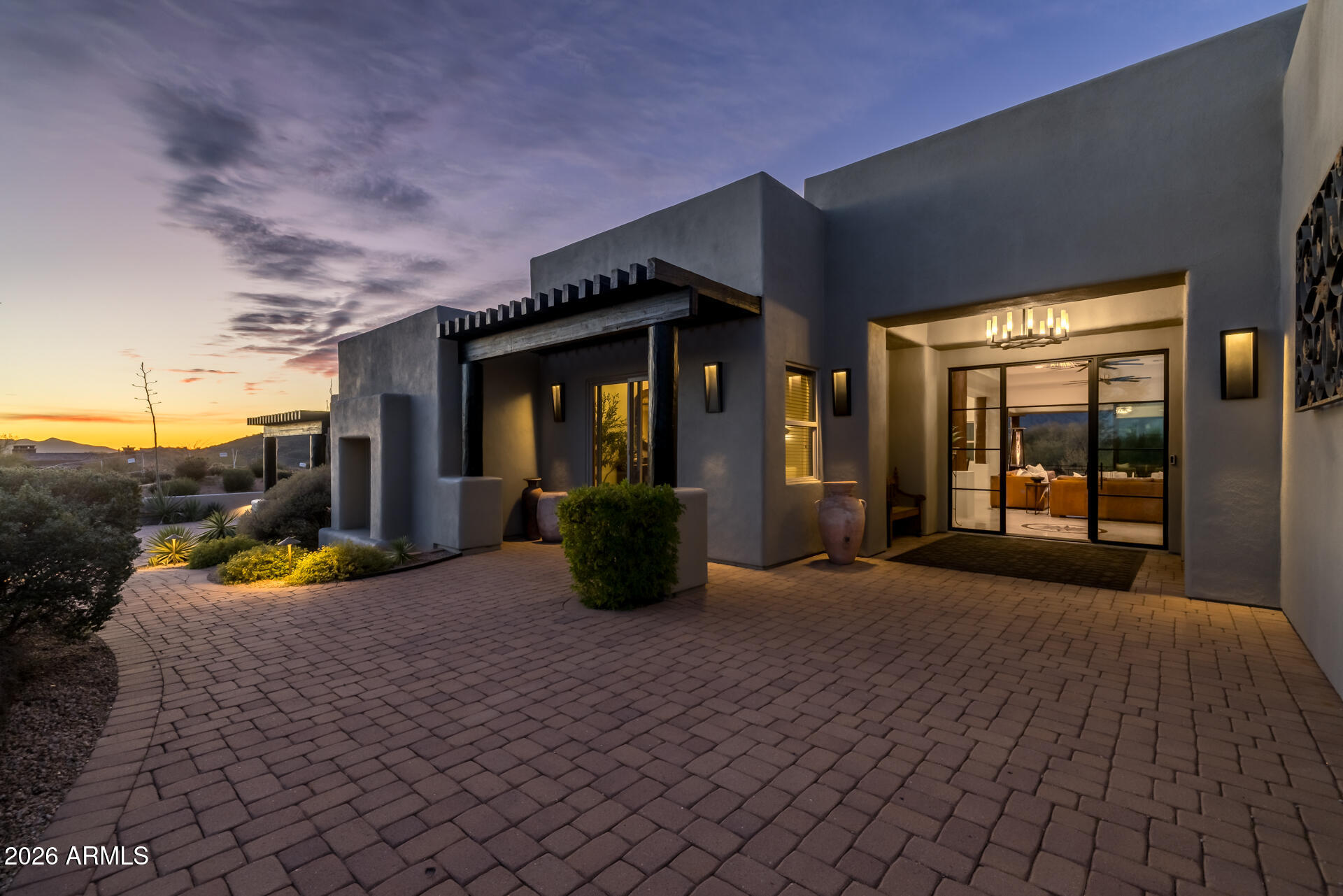 10136 E FILAREE Lane