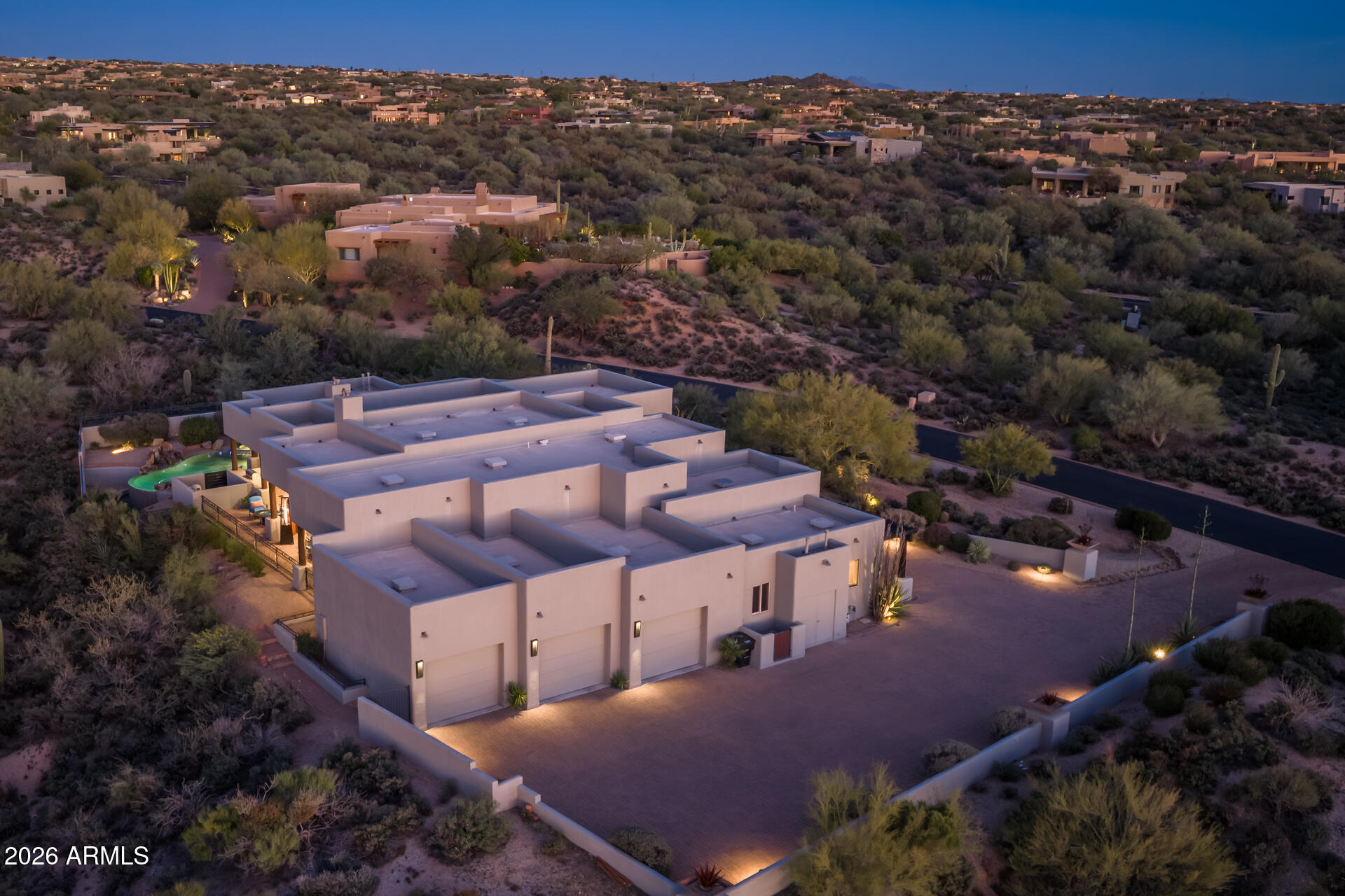 10136 E FILAREE Lane