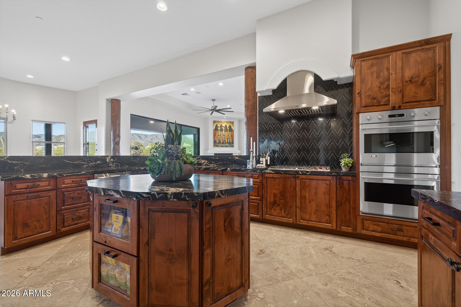 10136 E FILAREE Lane