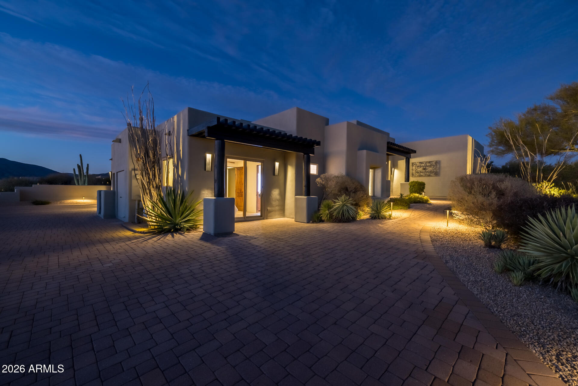 10136 E FILAREE Lane