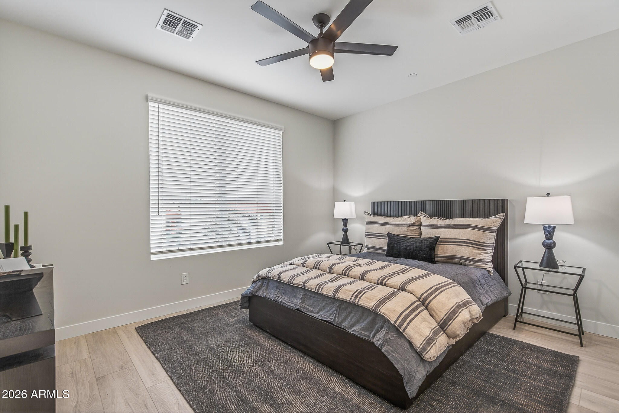 2601 E CLARENDON Avenue 2