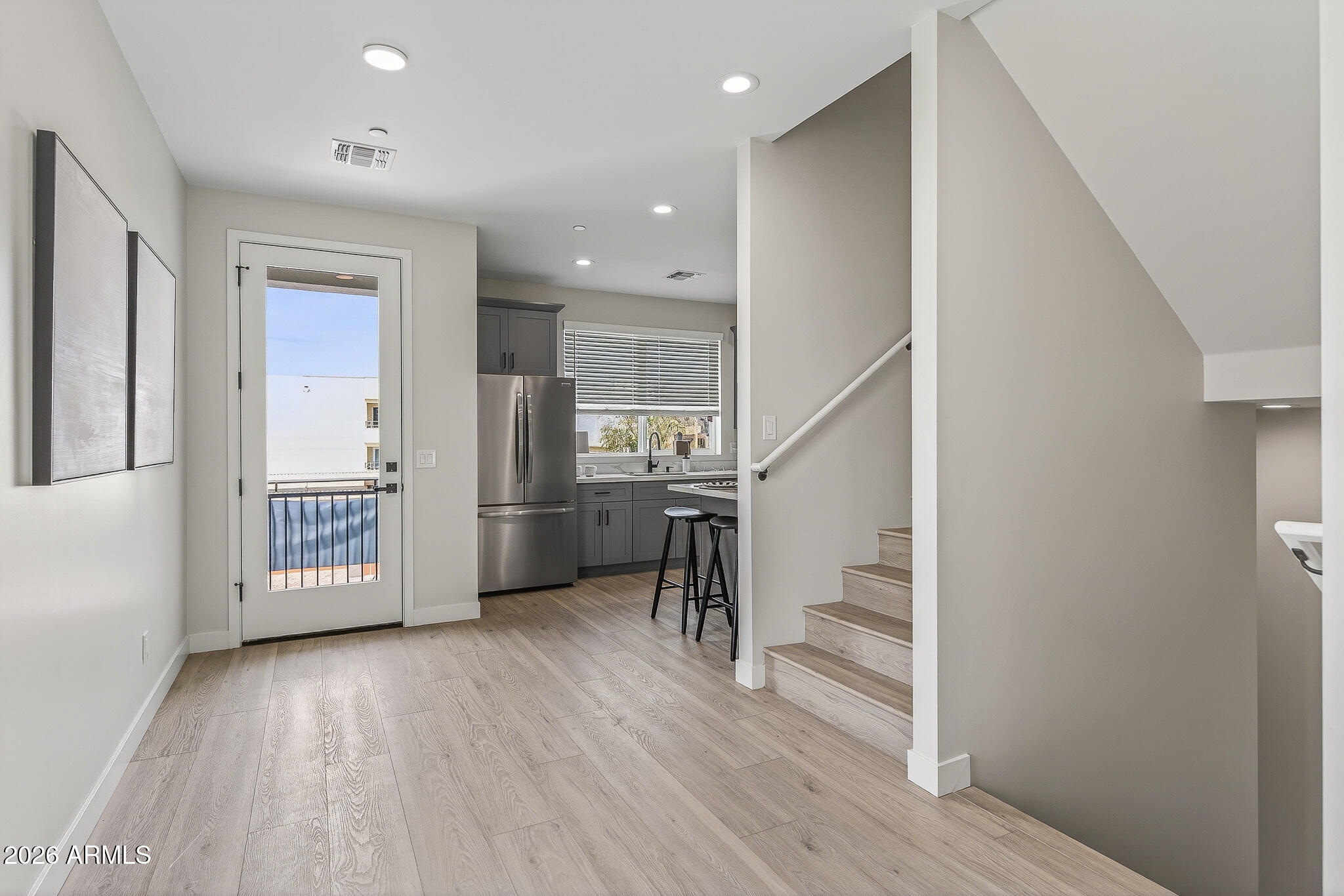 2601 E CLARENDON Avenue 2