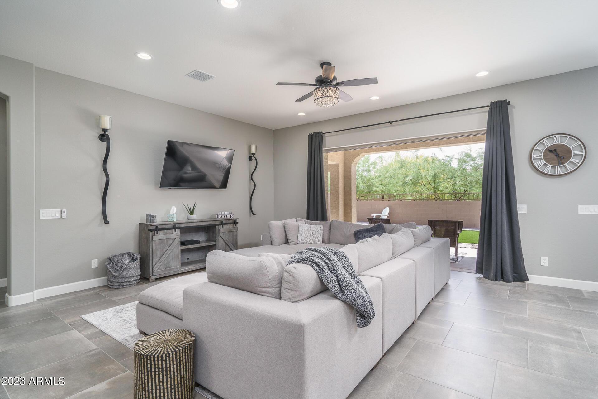 12329 S 179th Avenue