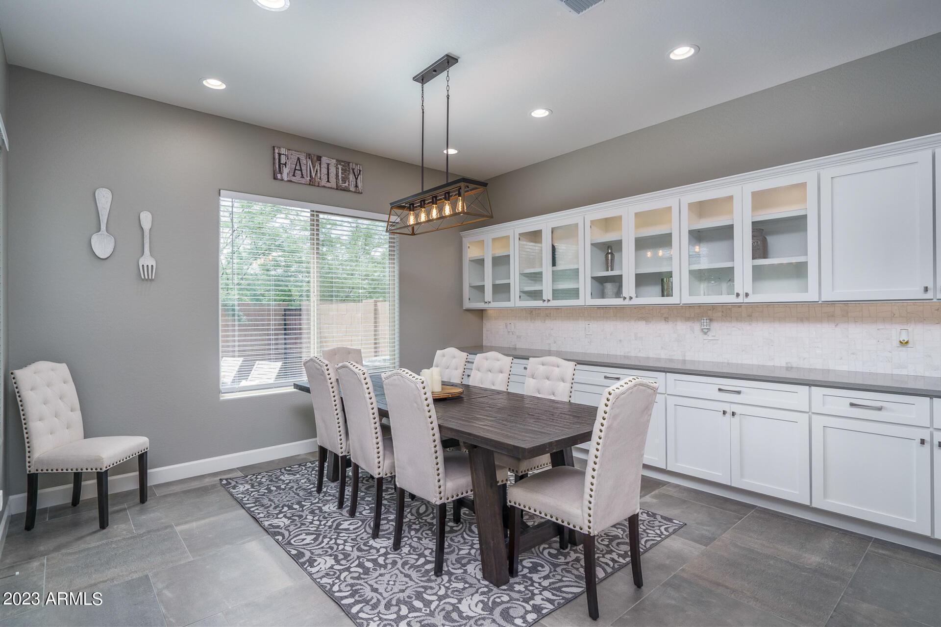 12329 S 179th Avenue