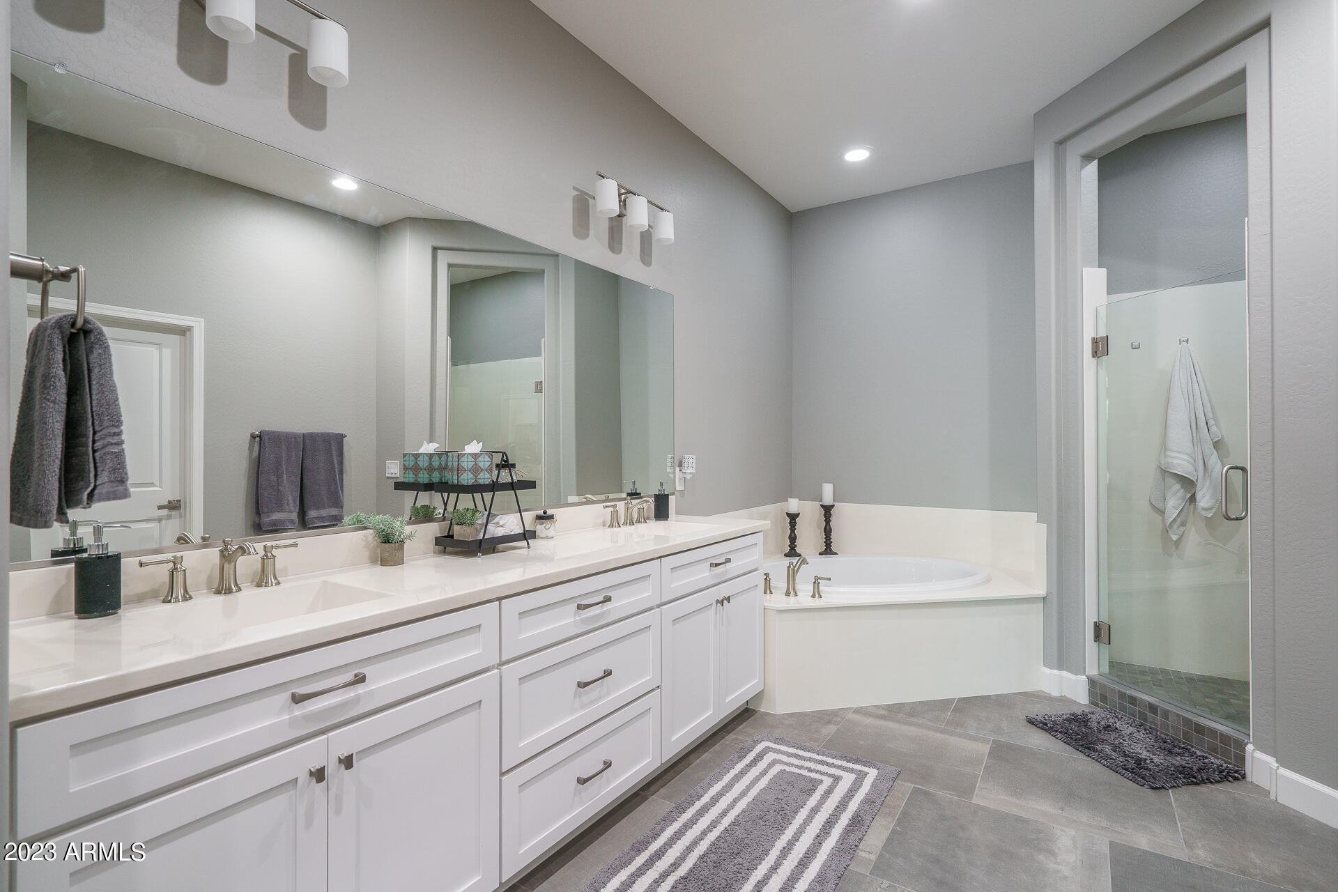 12329 S 179TH Avenue