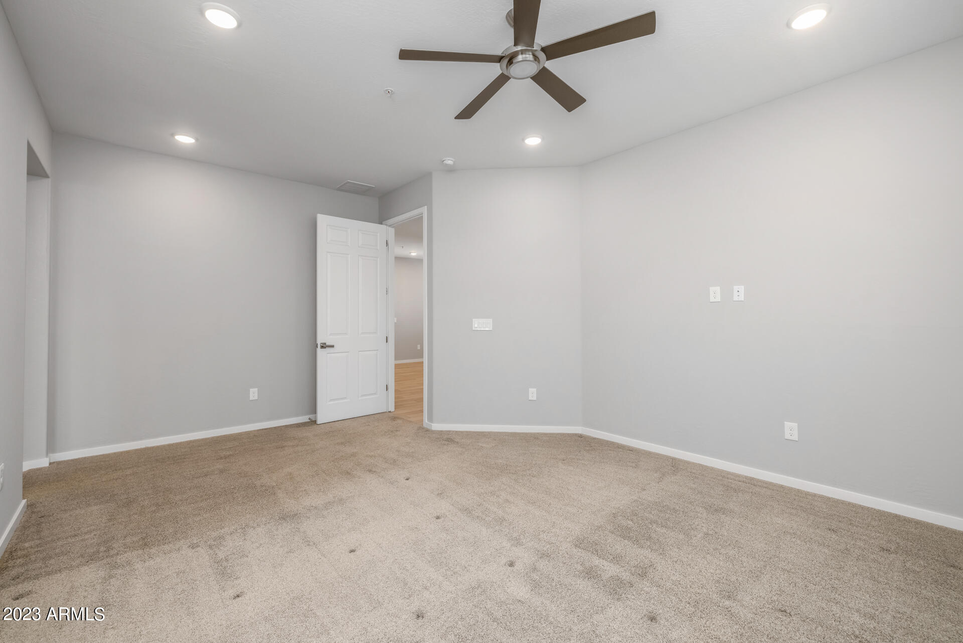 250 W QUEEN CREEK Road 210